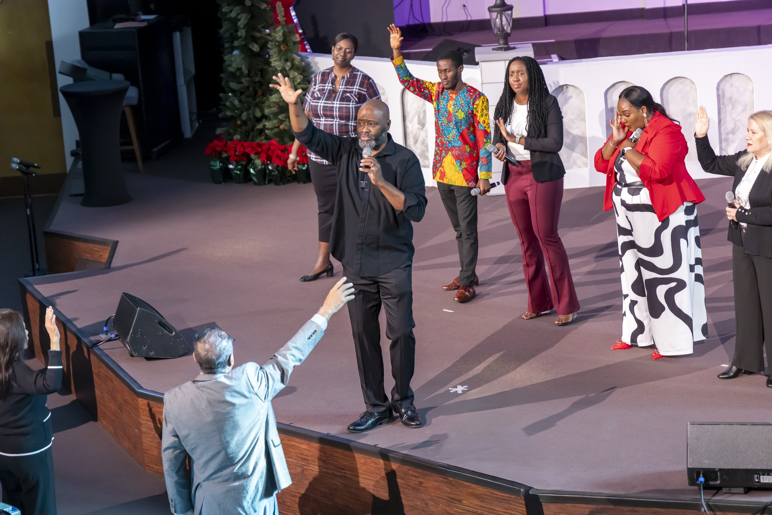 20251207 COAN SUNDAY MORNING SERVICE-1001.jpg