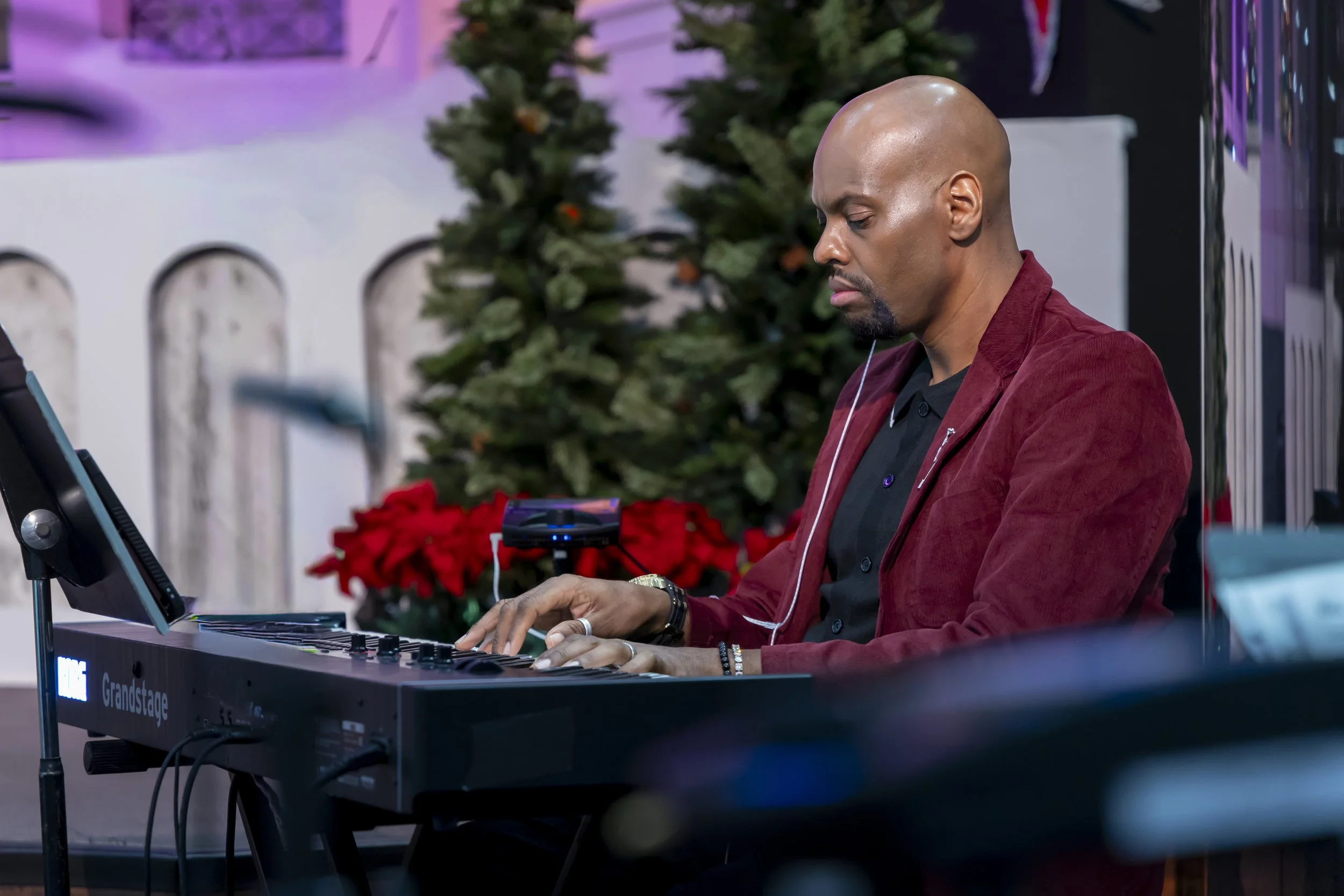 20251207 COAN SUNDAY MORNING SERVICE-1021.jpg