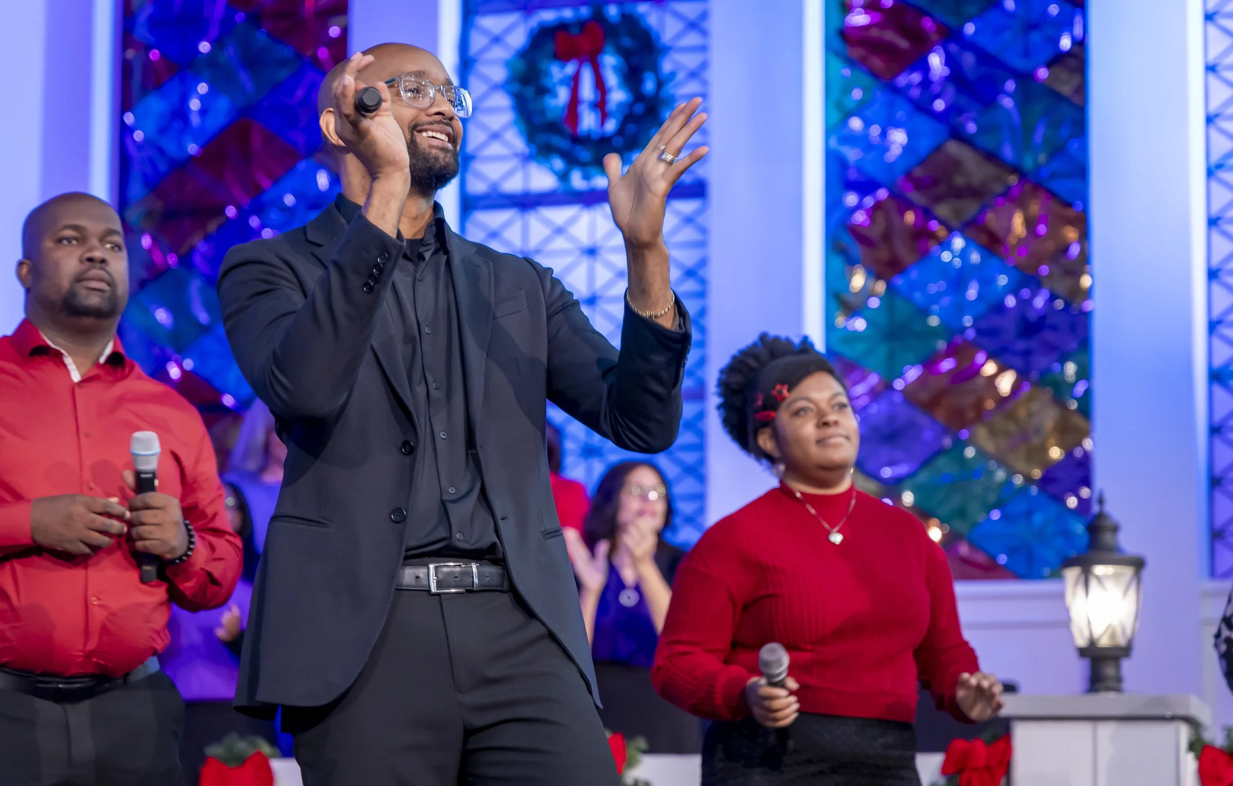 202512121 COAN SUNDAY SERVICE-3552.jpg