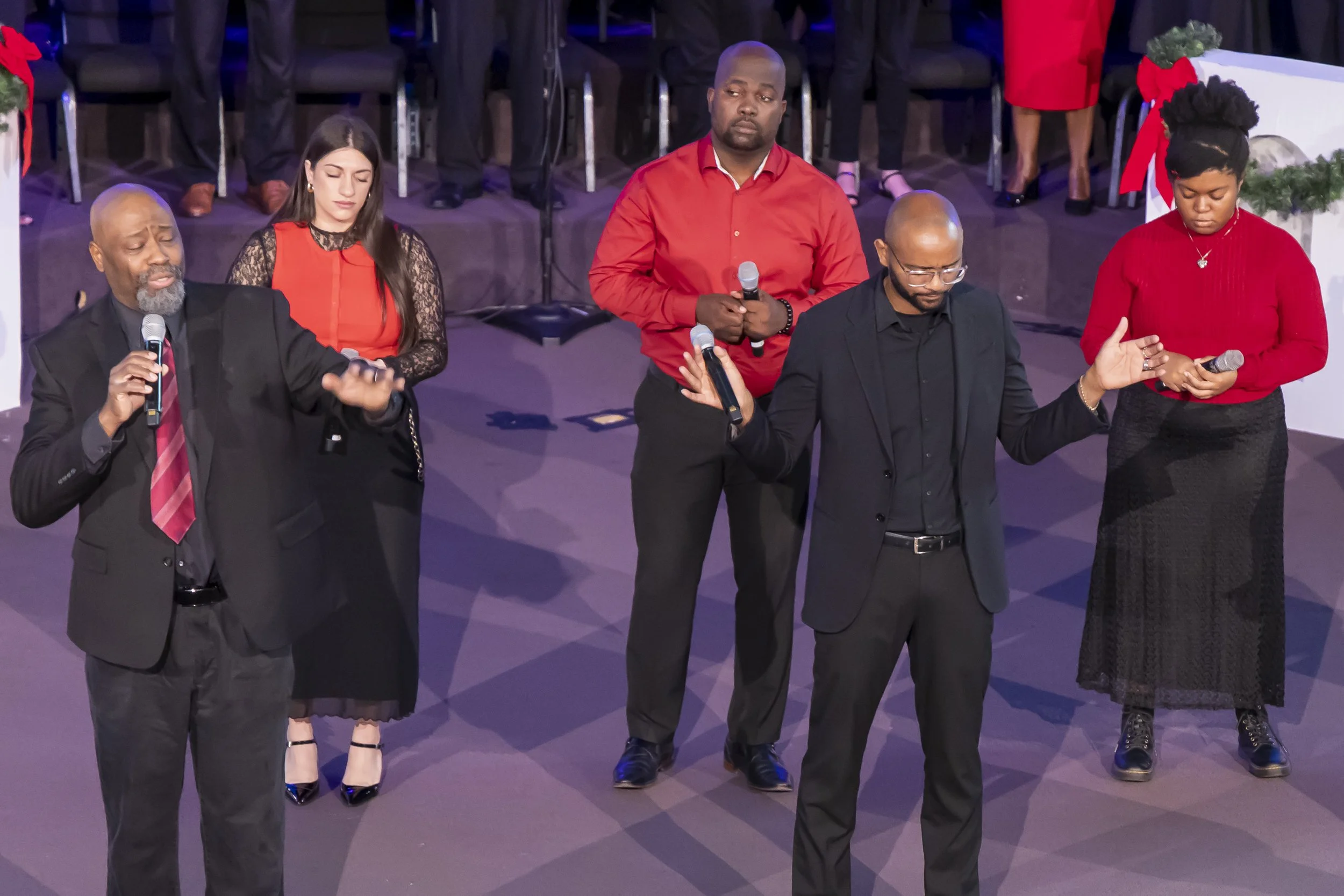 202512121 COAN SUNDAY SERVICE-3580.jpg