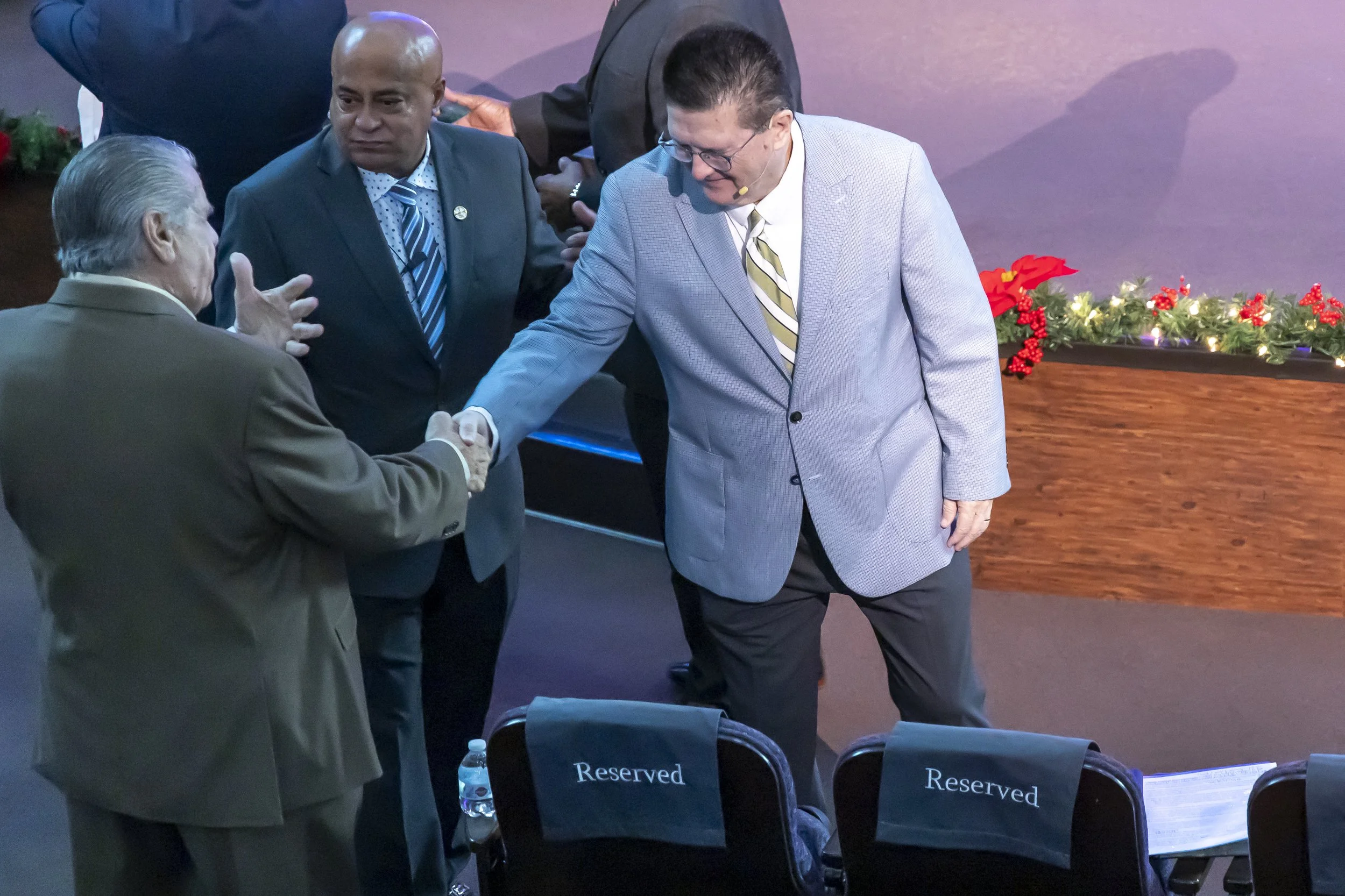 202512121 COAN SUNDAY SERVICE-3586.jpg