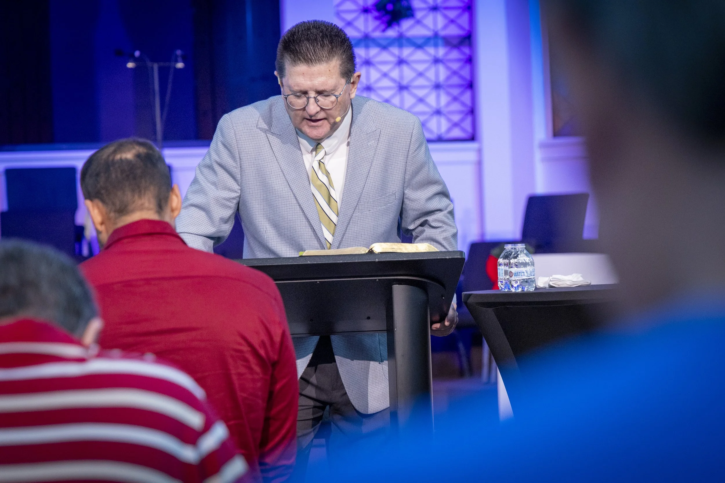 202512121 COAN SUNDAY SERVICE-3684.jpg