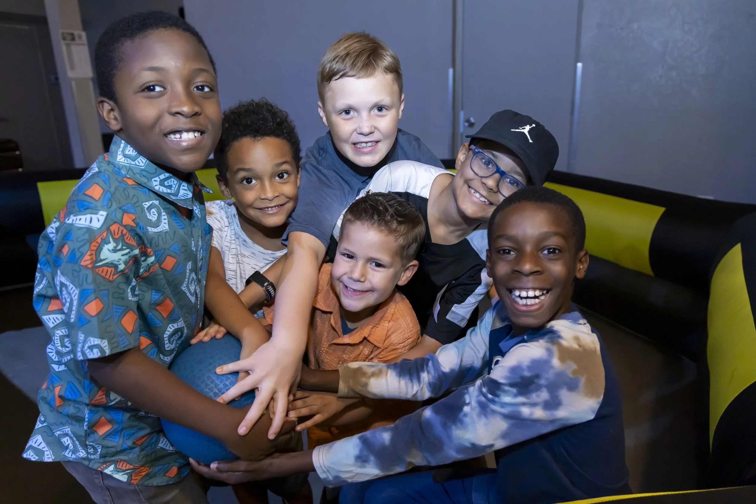 202512121 COAN SUNDAY SERVICE-3747.jpg