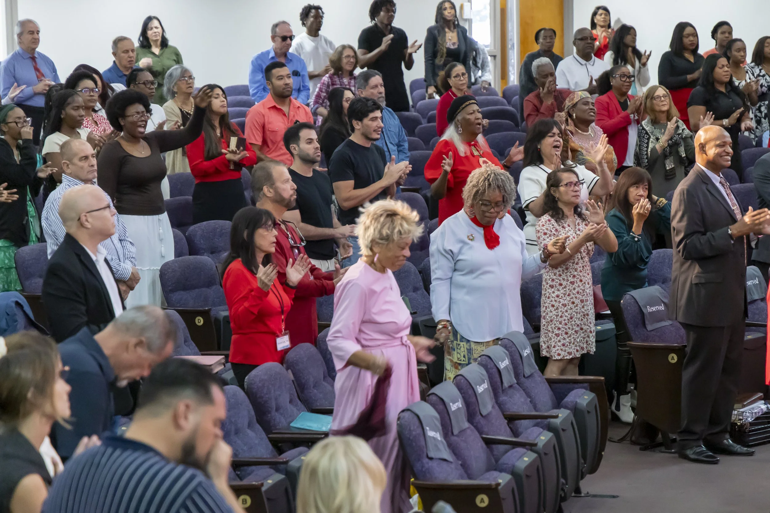 202512121 COAN SUNDAY SERVICE-3801.jpg