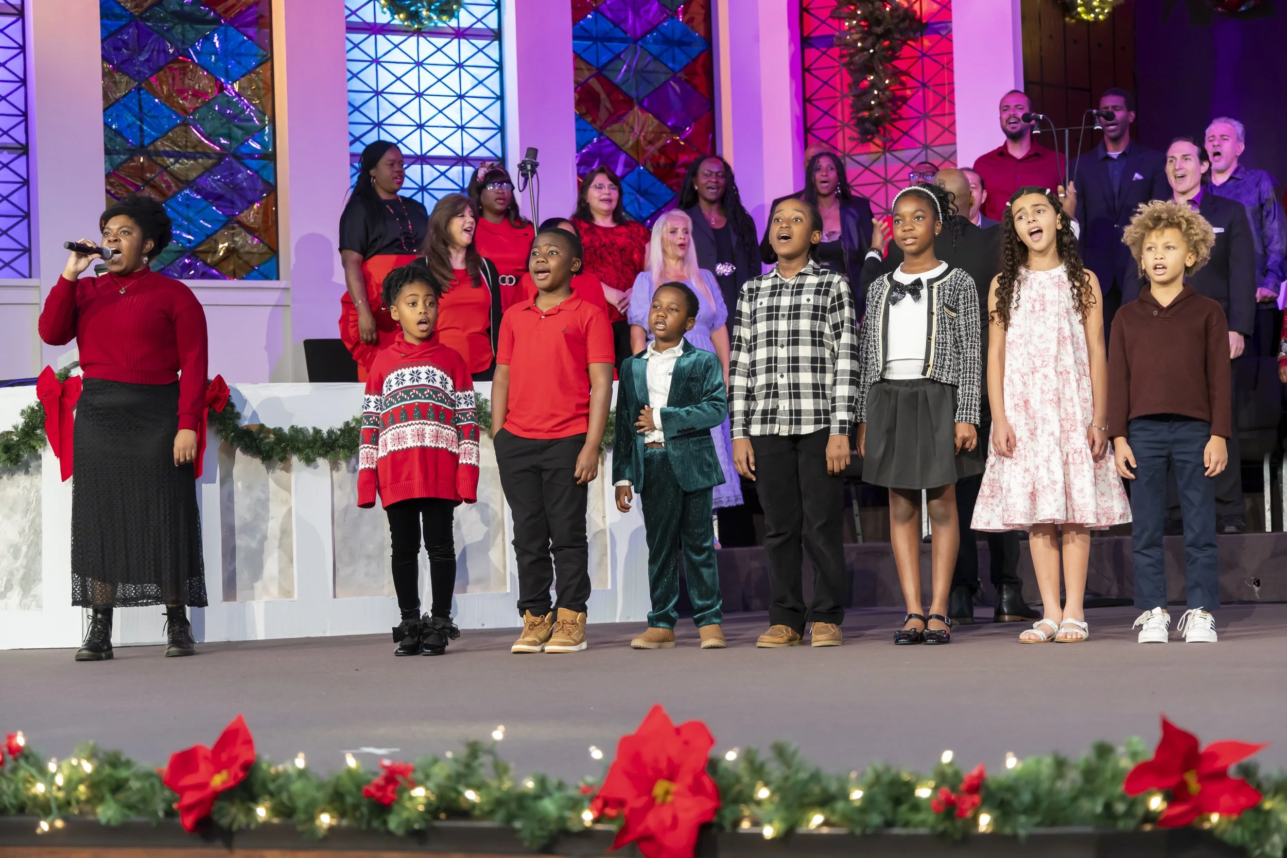 202512121 COAN SUNDAY SERVICE-3819.jpg