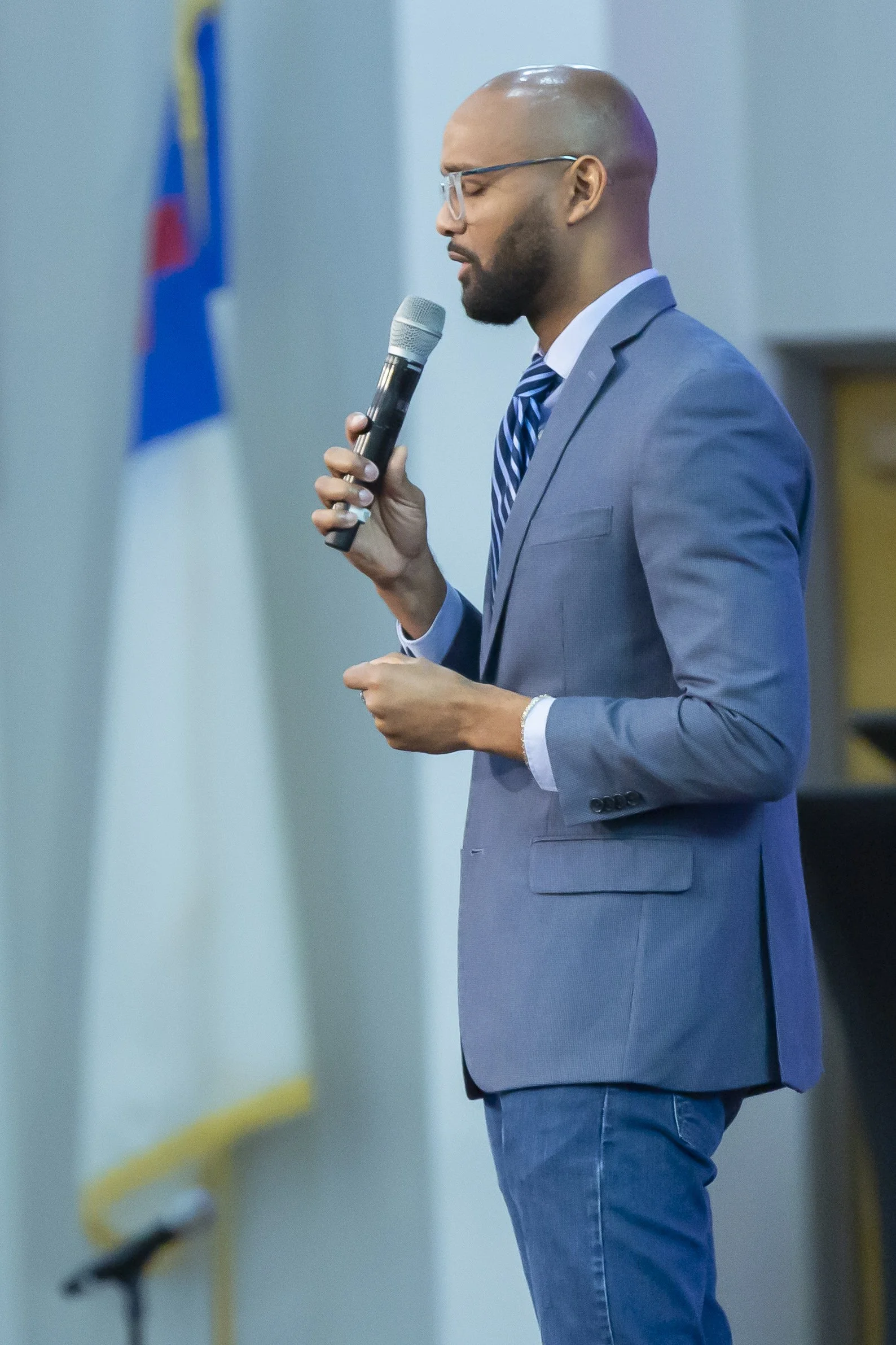 202512128 COAN SUNDAY AM _1 SERVICE-7010.jpg