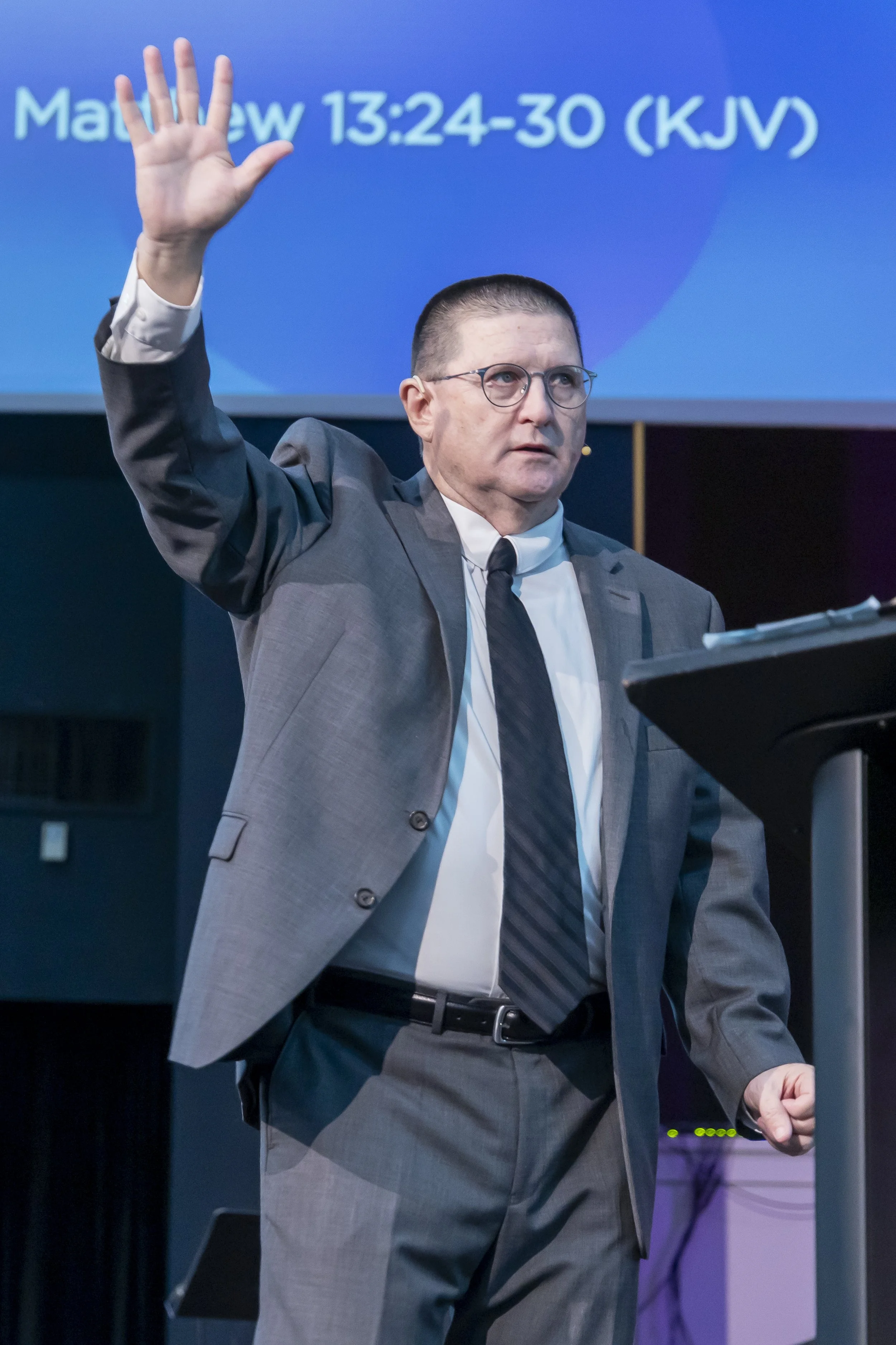 20260118 COAN SUNDAY SERVICE_EPRIDE-6788.jpg