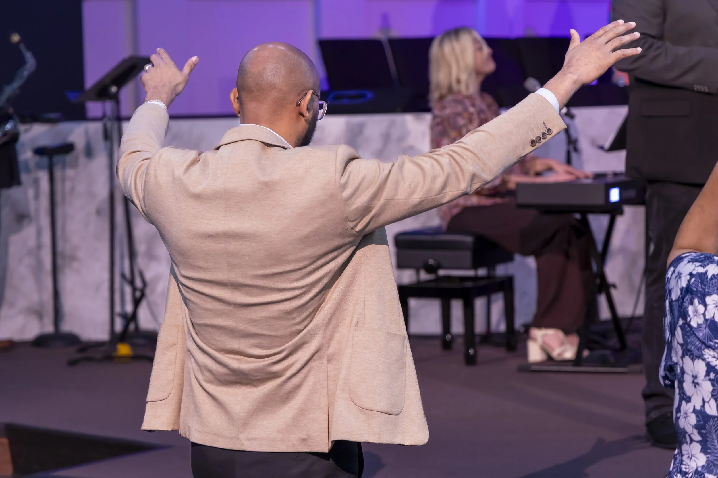 20250125 COAN SUNDAY SERVICE-6958.jpg