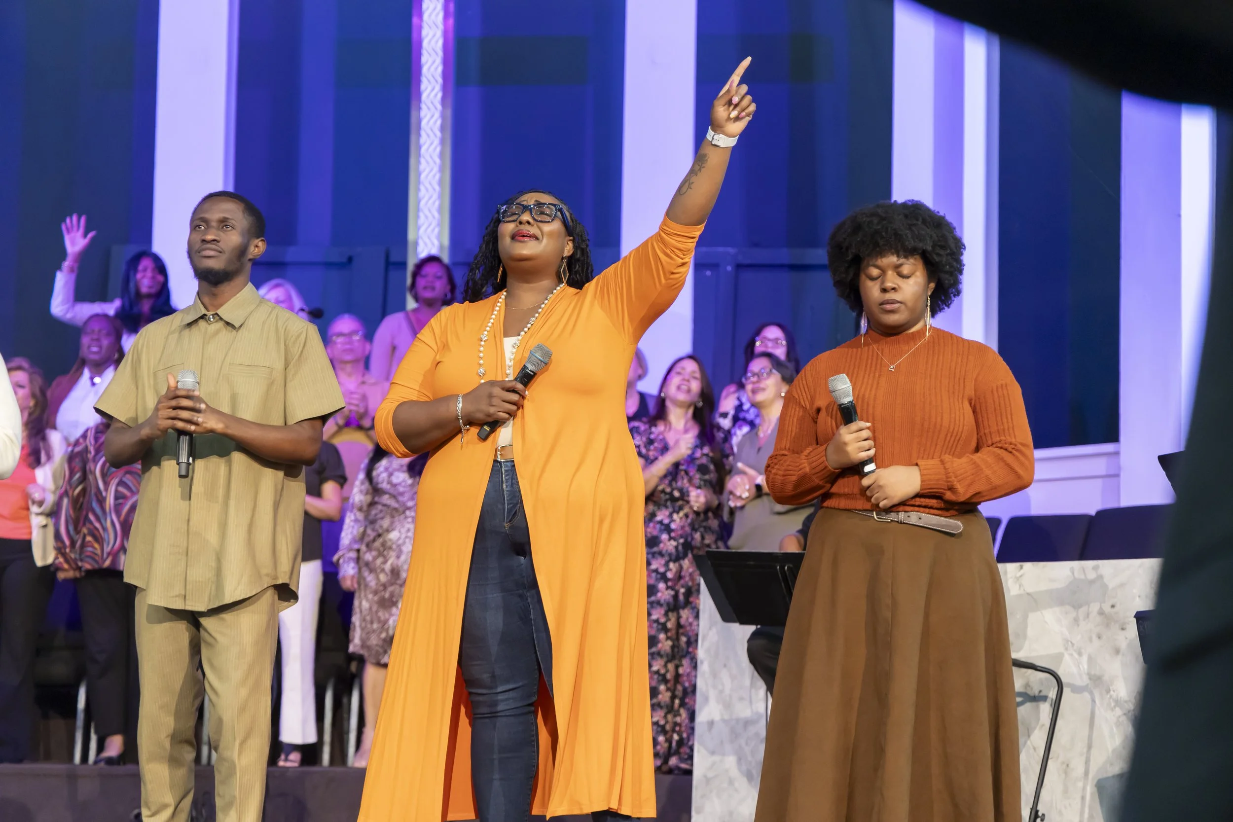 20250125 COAN SUNDAY SERVICE-7027.jpg