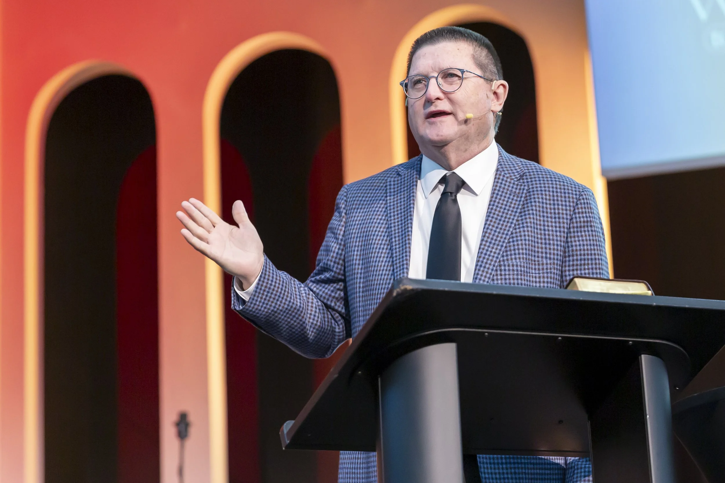 20260201 COAN SUNDAY SERVICE_EPRIDE-7101.jpg