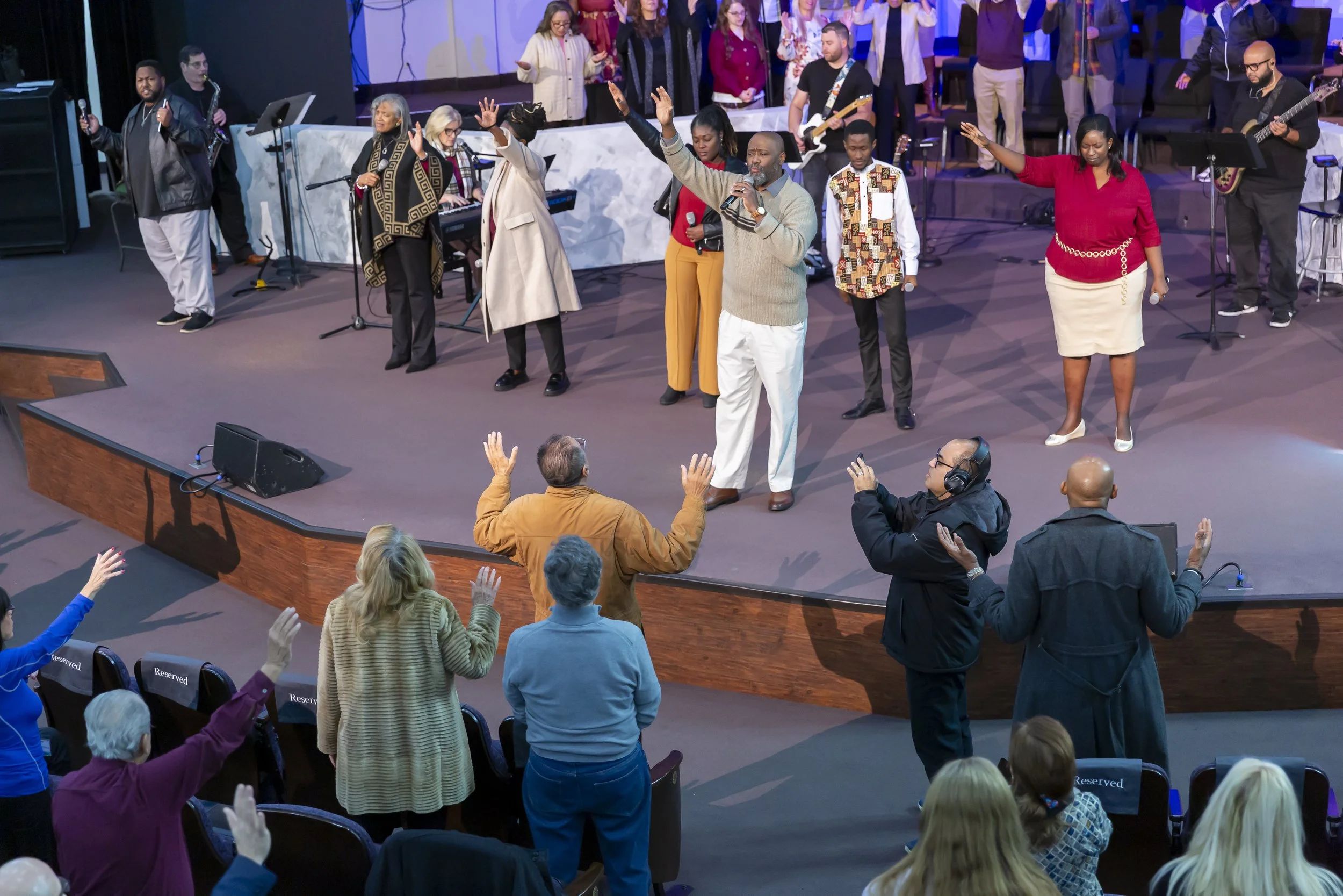 20260201 COAN SUNDAY SERVICE_EPRIDE-7225.jpg