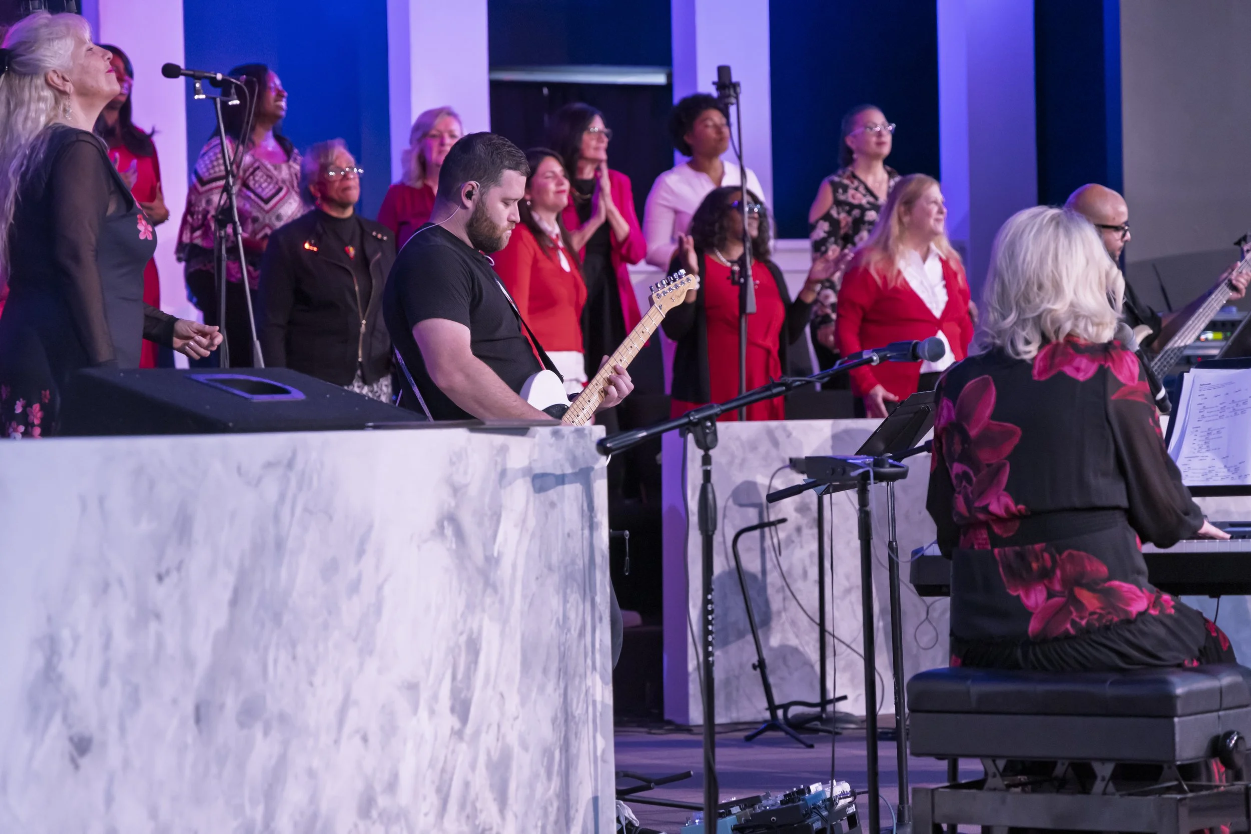 20260215 COAN SUNDAY SERVICE_EPRIDE-7508.jpg