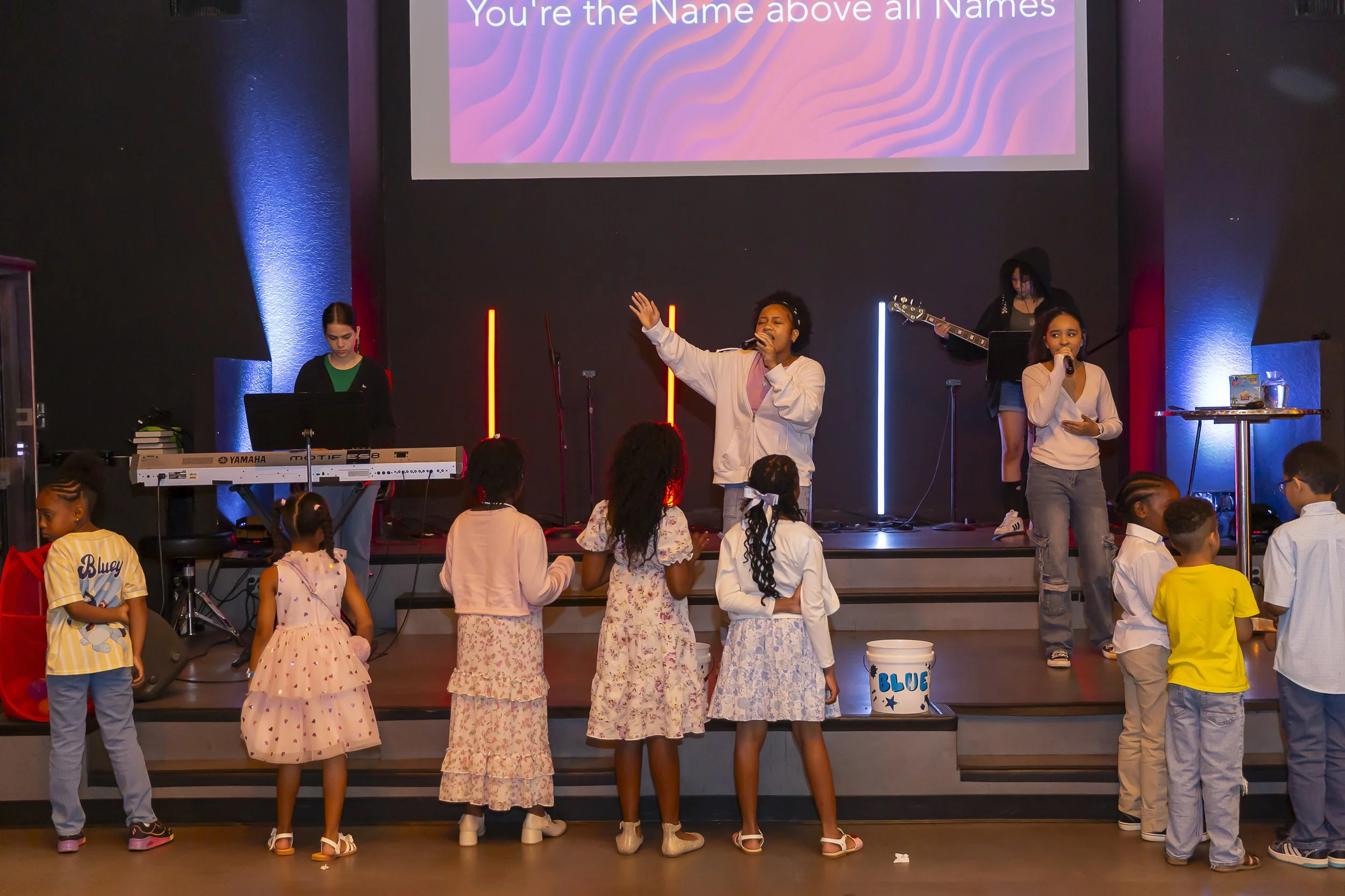 20260412 COAN SUNDAY SERVICE_EPRIDE-7426.jpg