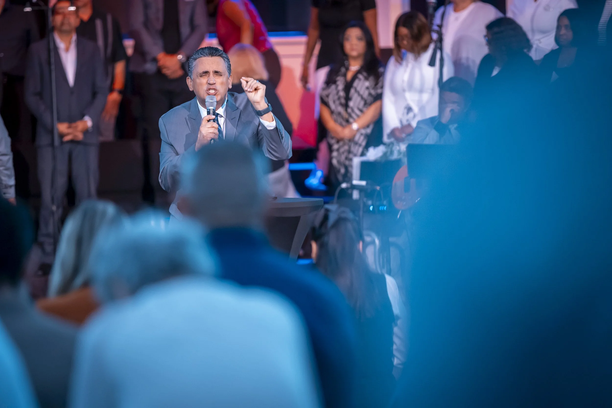 20260517 COAN SUNDAT SERVICE_EPRIDE-3240.jpg