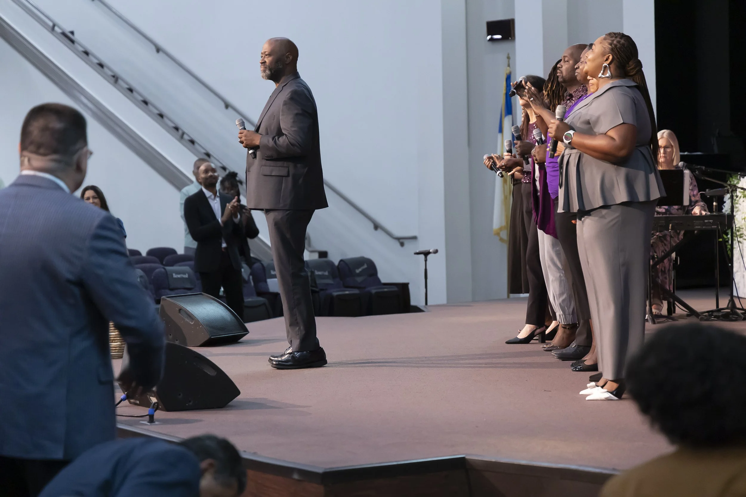 20260607 COAN SUNDAY SERVICE_EPRIDE-0309.jpg