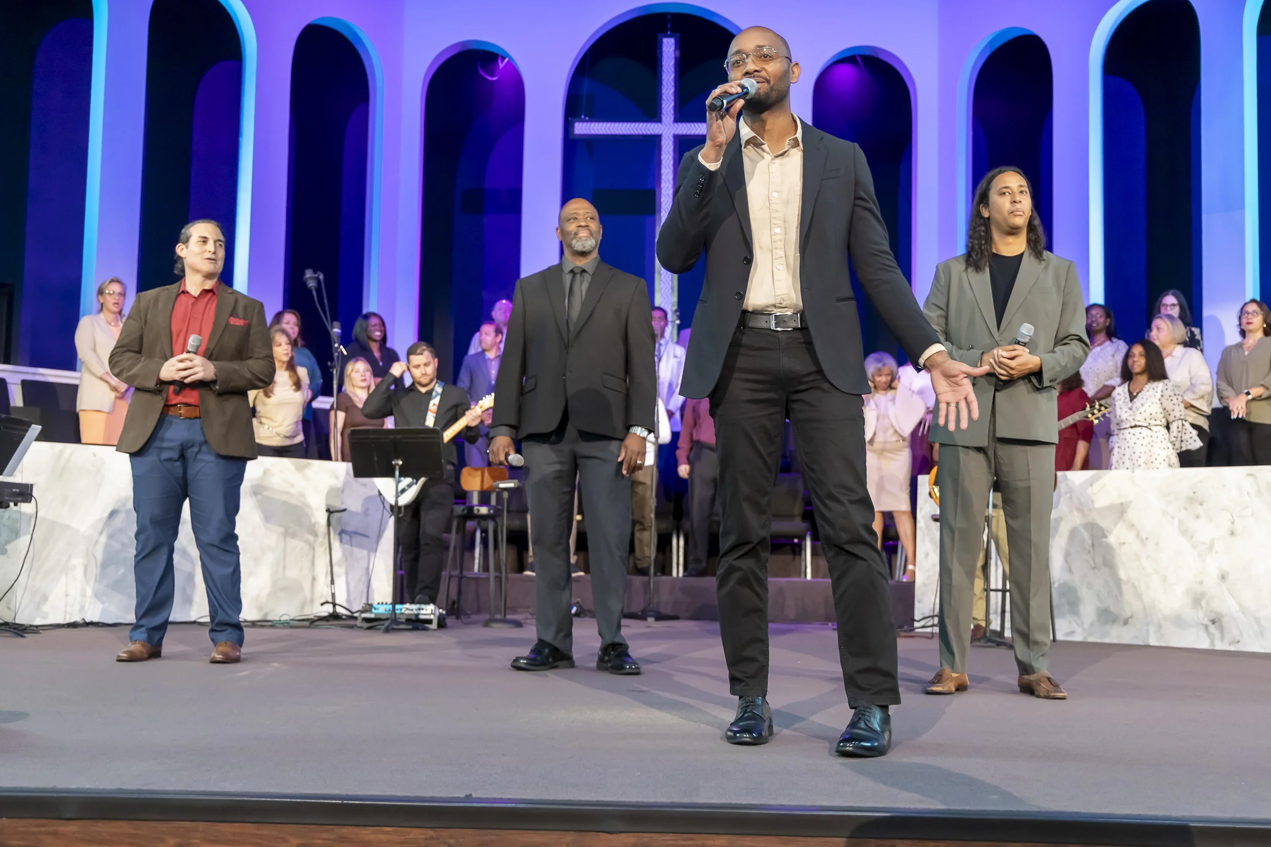 20260621 COAN SUNDAY SERVICE_EPRIDE-1166.jpg