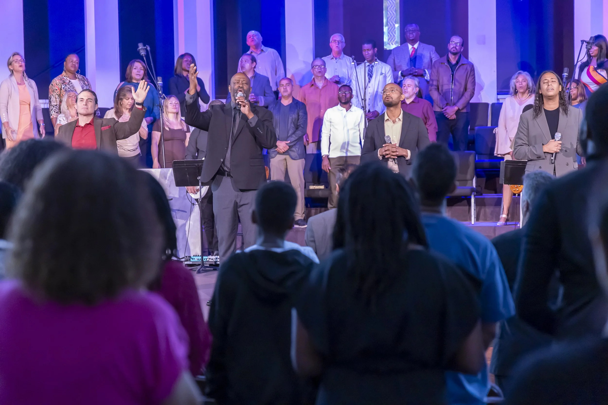 20260621 COAN SUNDAY SERVICE_EPRIDE-1203.jpg