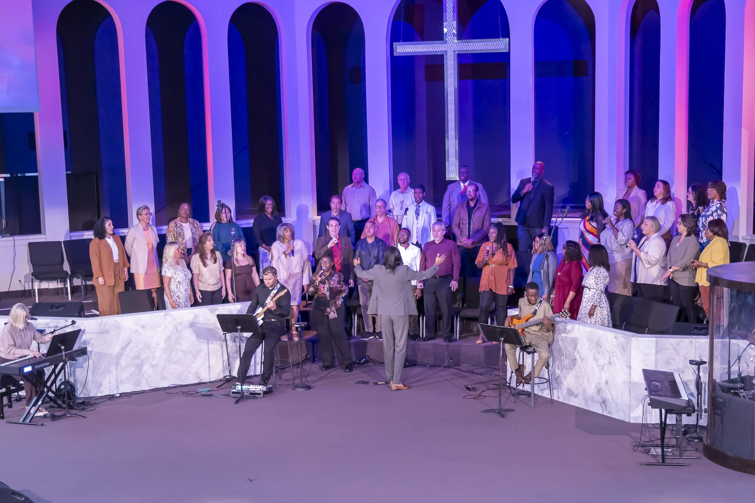 20260621 COAN SUNDAY SERVICE_EPRIDE-1220.jpg