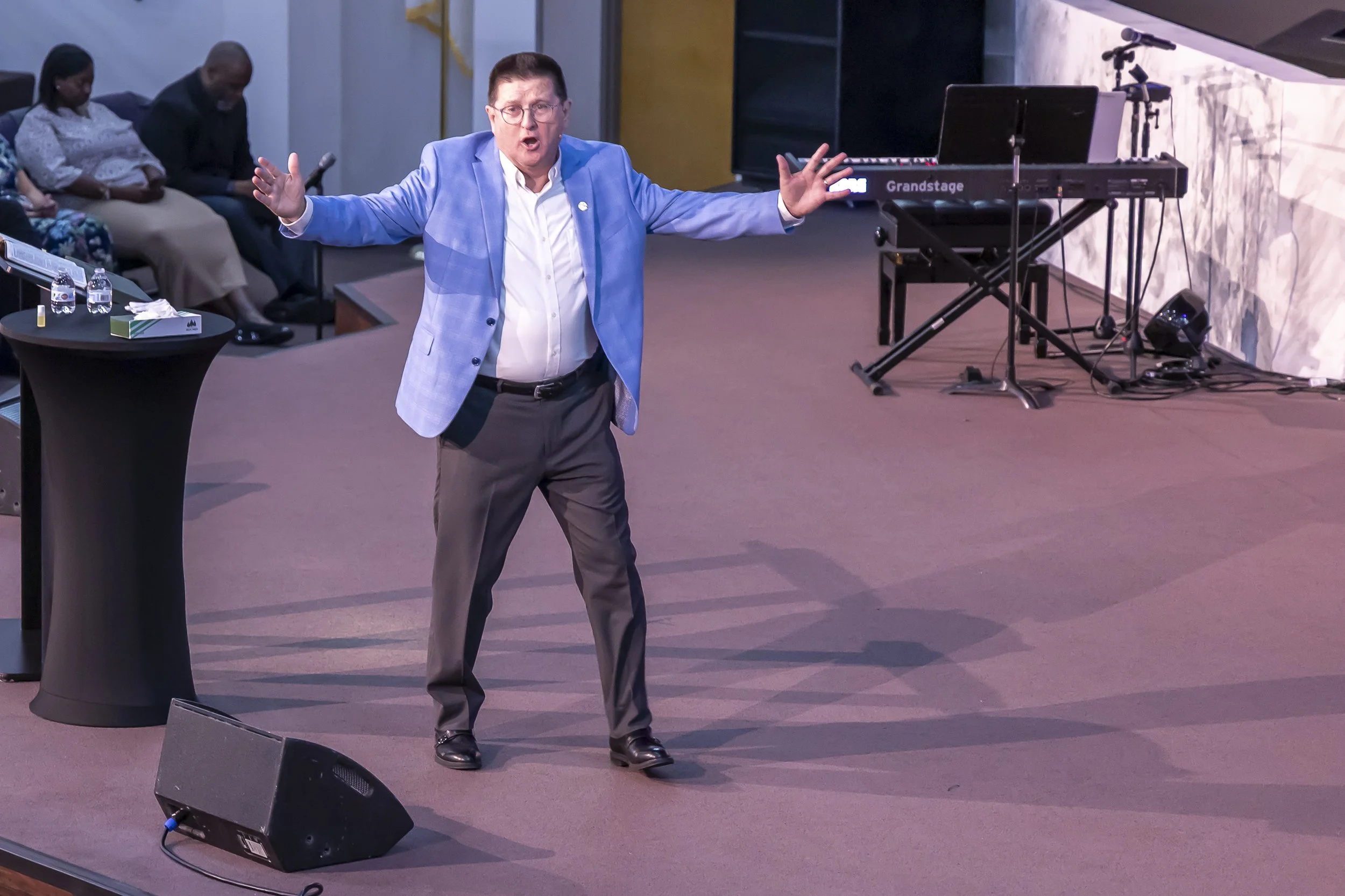 20260621 COAN SUNDAY SERVICE_EPRIDE-1405.jpg