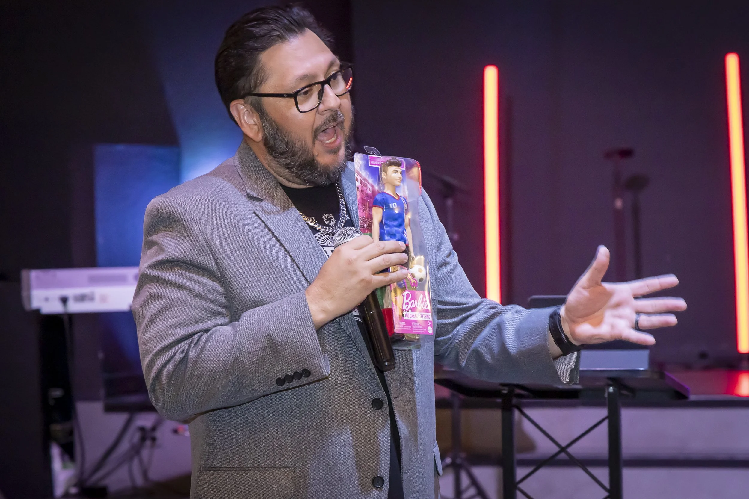 20260621 COAN SUNDAY SERVICE_EPRIDE-1424.jpg