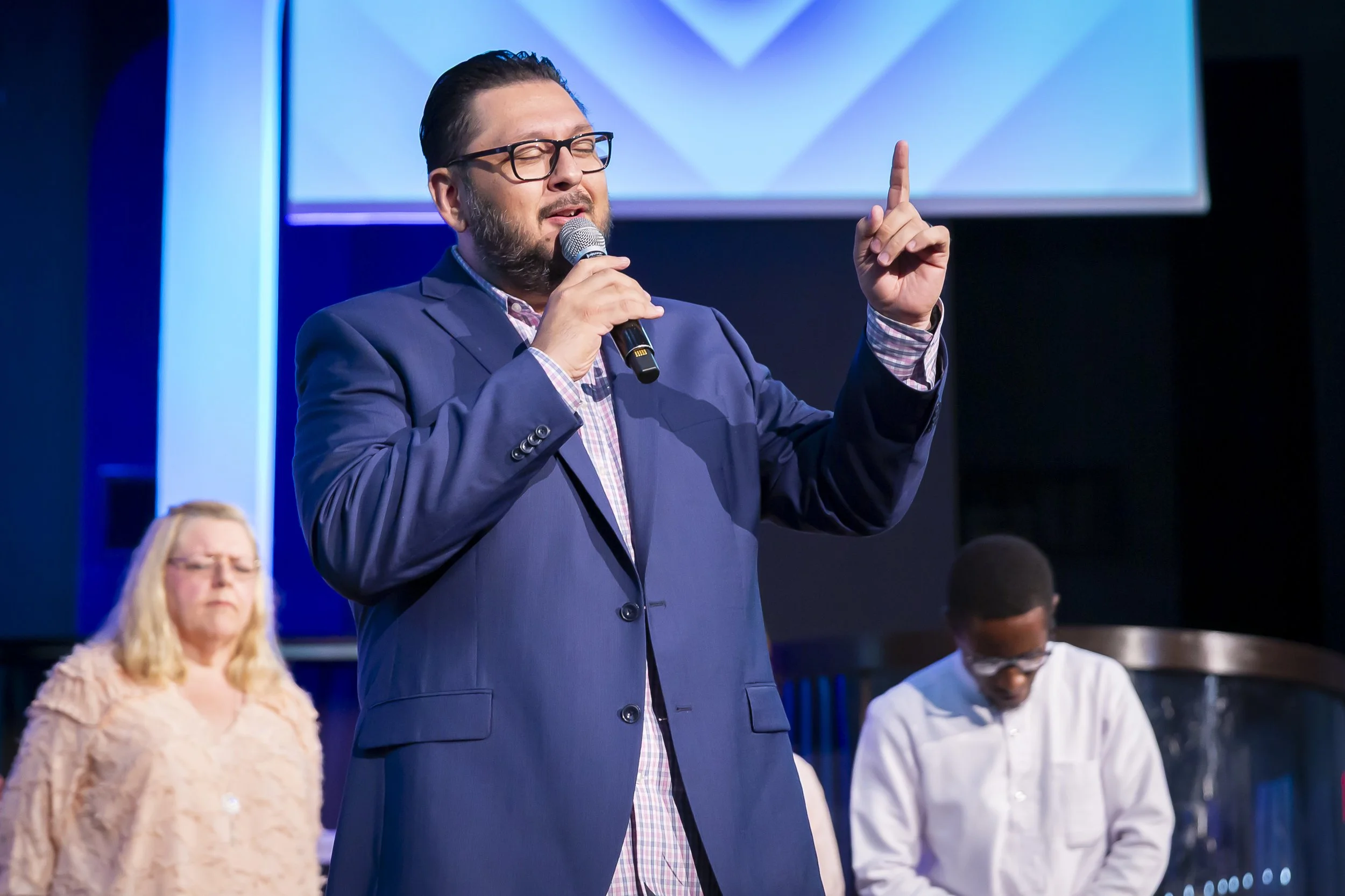 20260712 COAN SUNDAY SERVICE_EPRIDE-7927.jpg