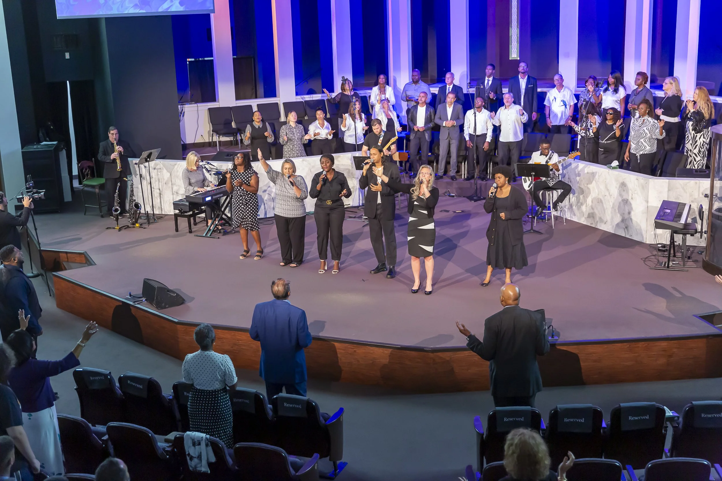 20260719 COAN SUNDAY SERVICE_EPRIDE-8089.jpg