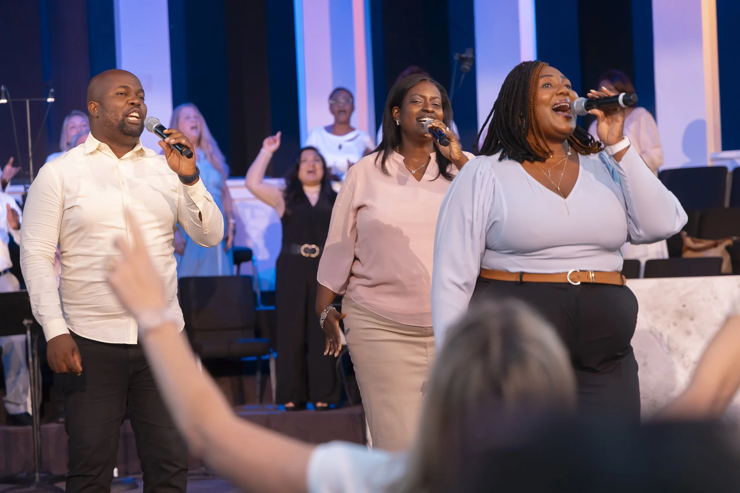 20260726 COAN SUNDAY SERVICE_EPRIDE-7942.jpg