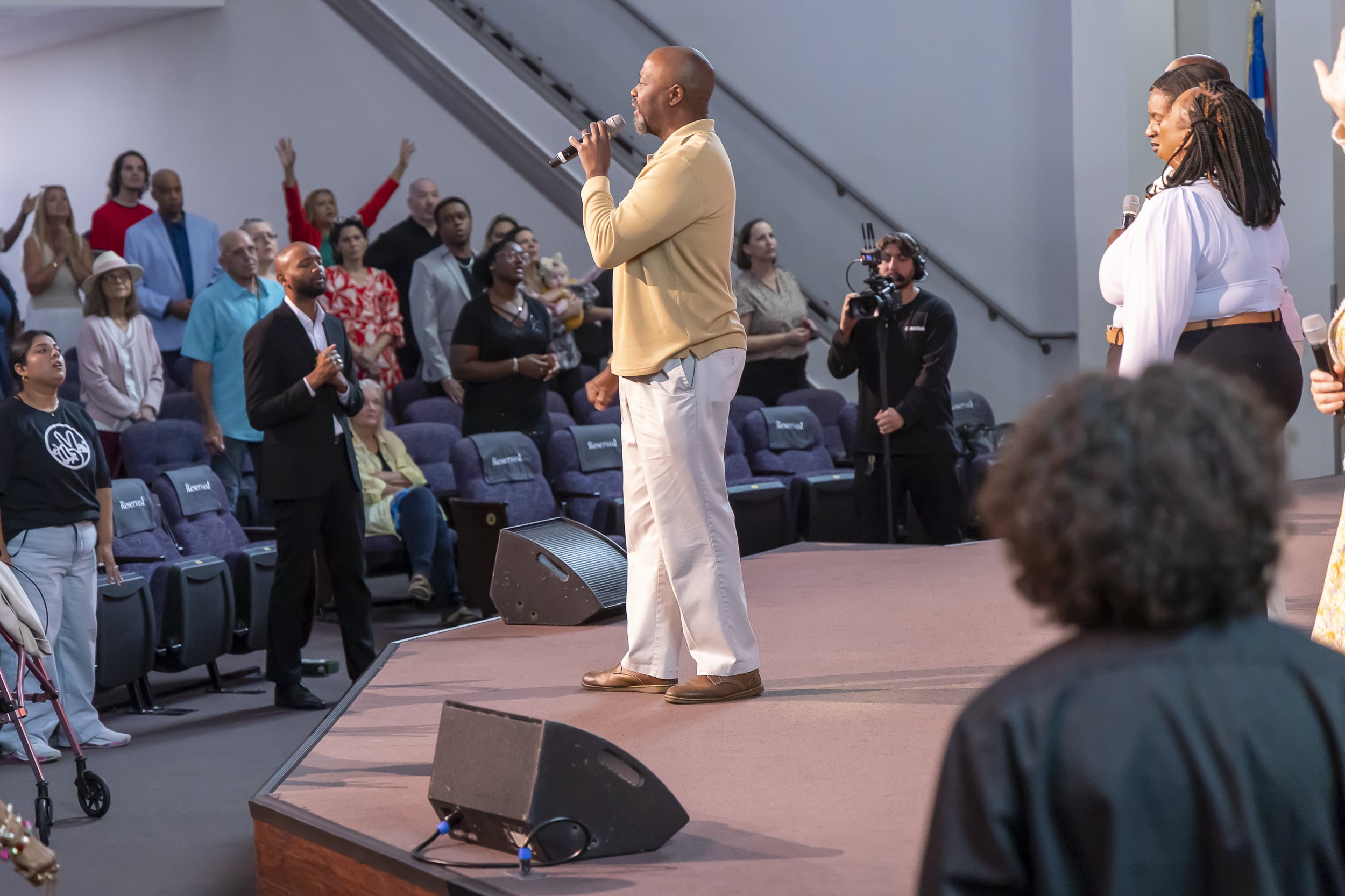20260726 COAN SUNDAY SERVICE_EPRIDE-7957.jpg