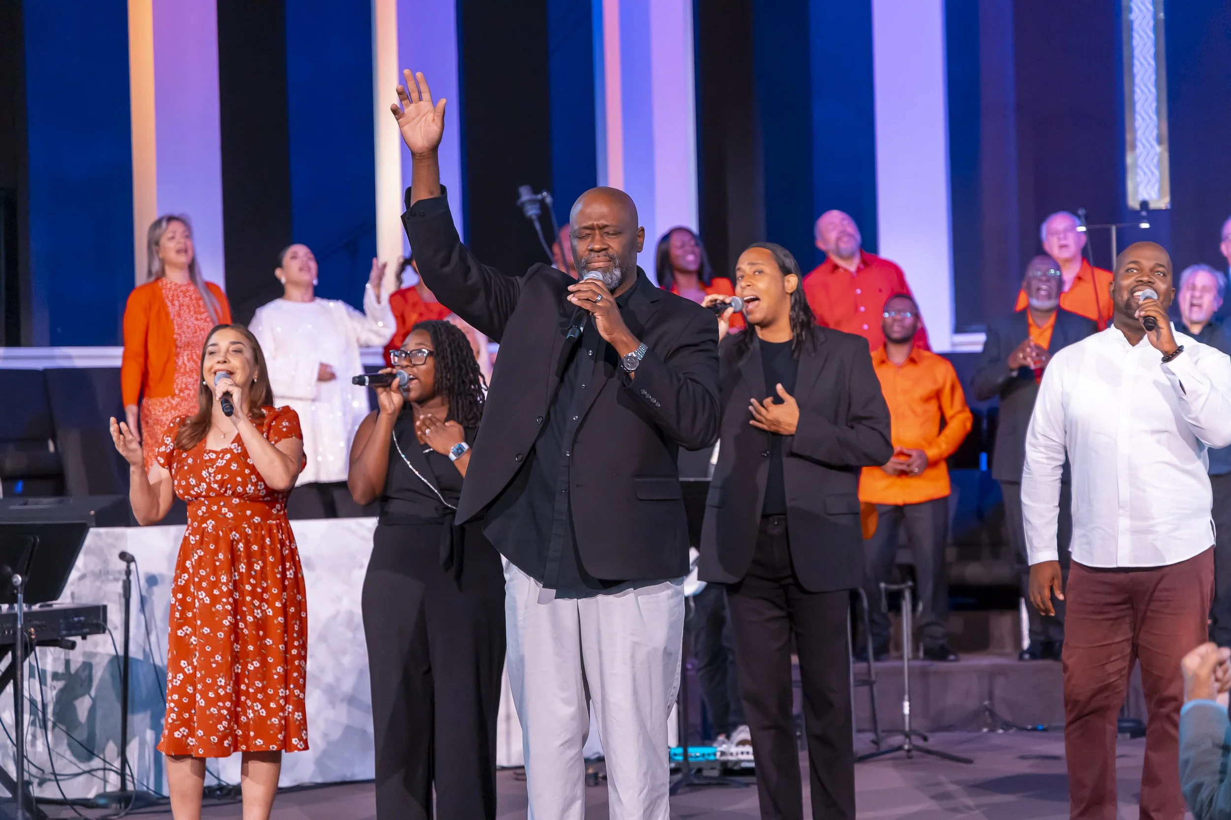 20260816 COAN SUNDAY SERVICE_EPRIDE-8315.jpg