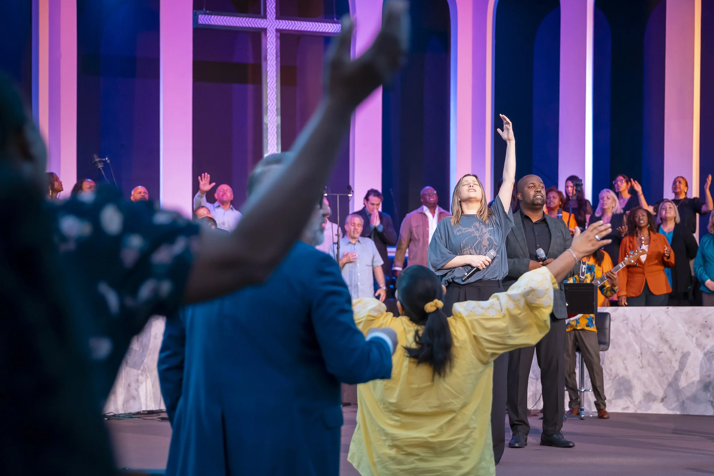 20260830 SUNDAY SERVICE_EPRIDE-9556.jpg