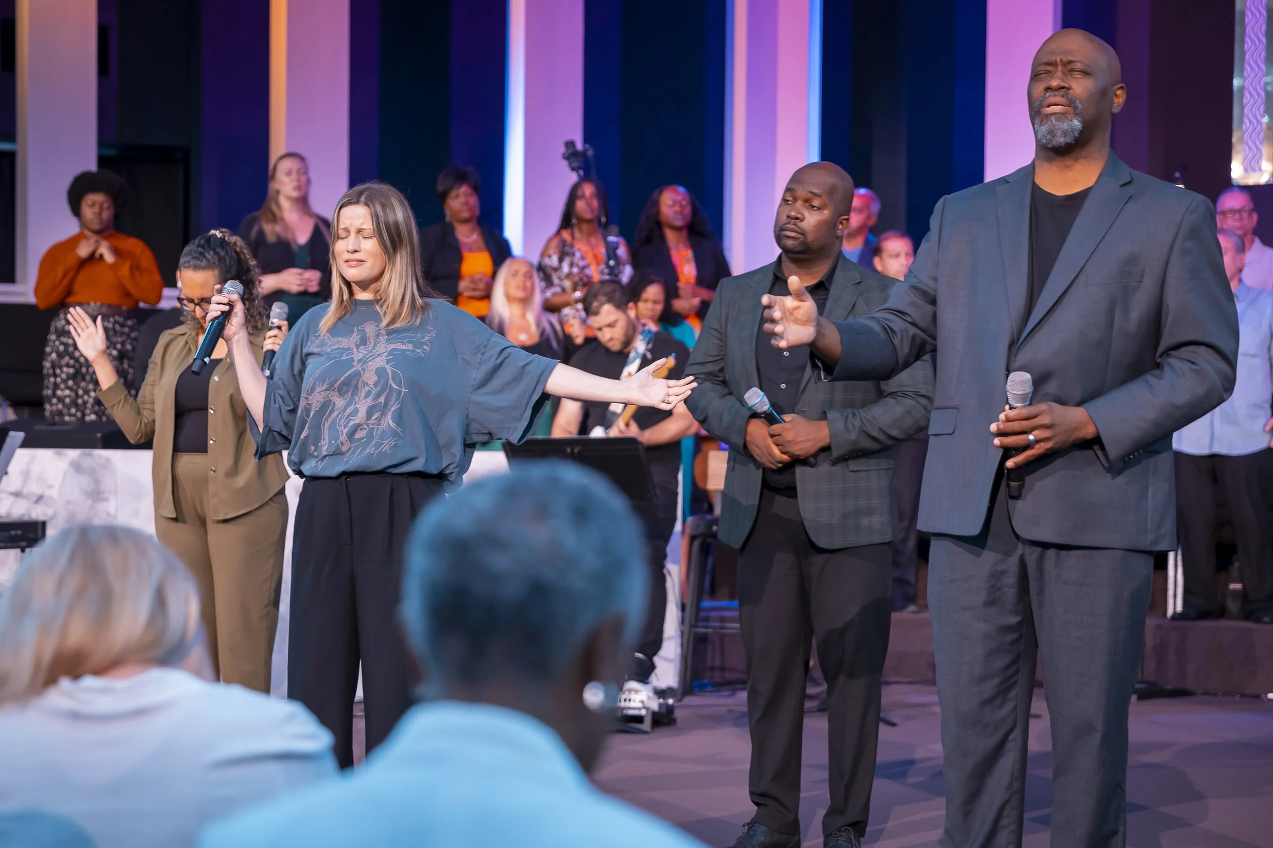 20260830 SUNDAY SERVICE_EPRIDE-9573.jpg