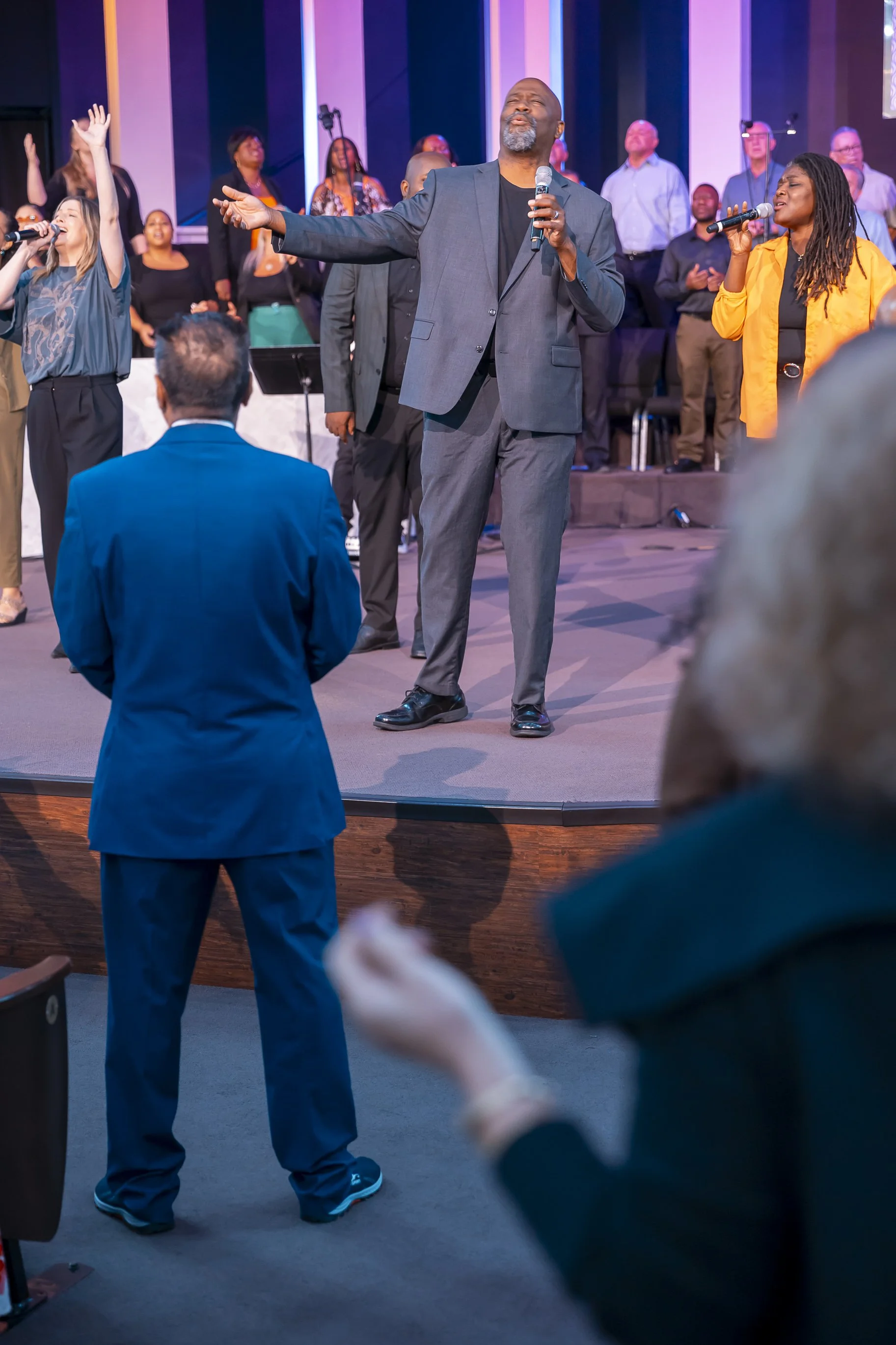 20260830 SUNDAY SERVICE_EPRIDE-9582.jpg