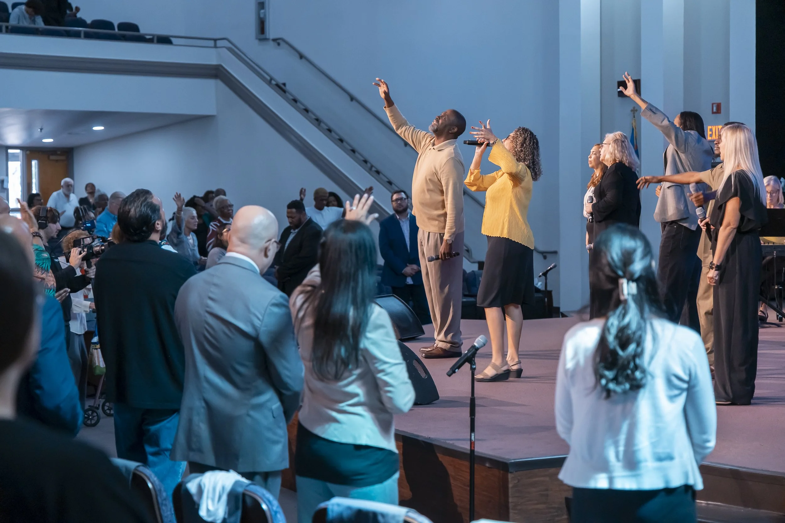 20260913 COAN SUNDAY SERVICE_EPRIDE-9843.jpg