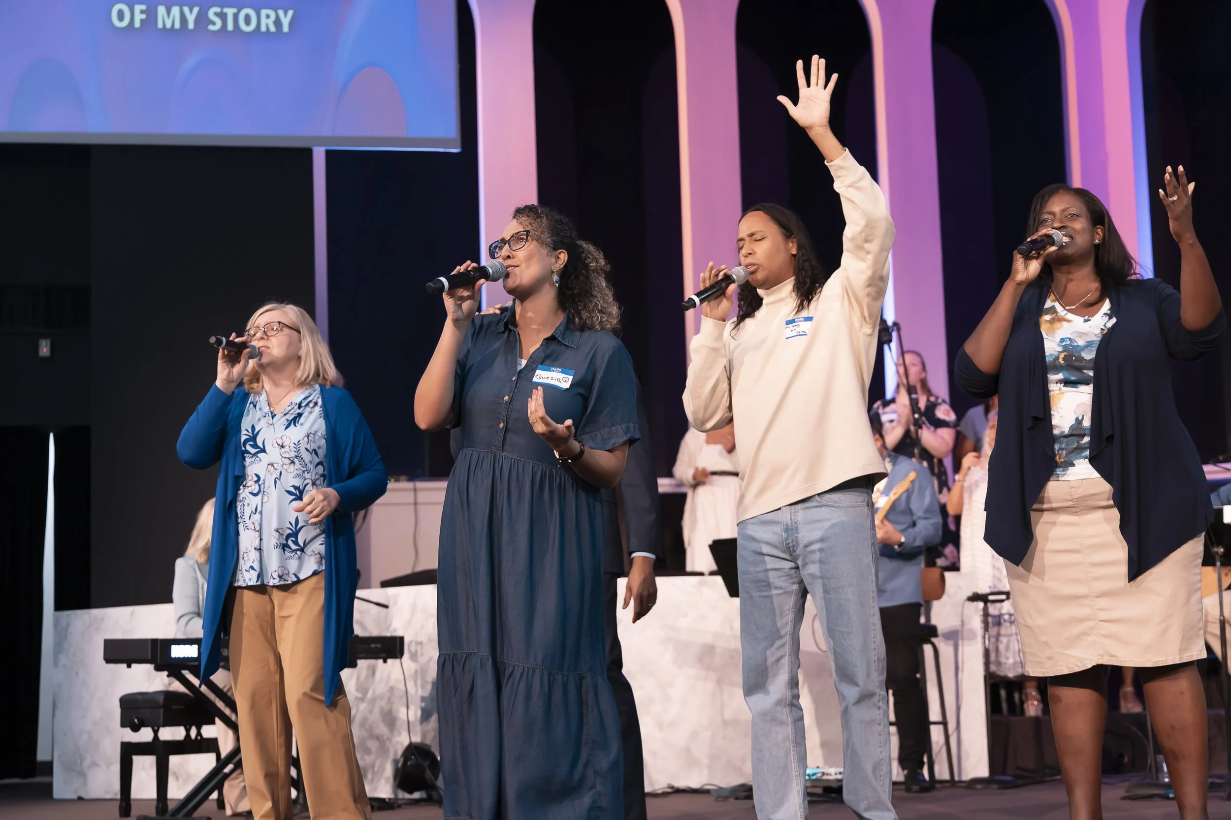 20261011 COAN SUNDAY SERVICE_EPRIDE-1956.jpg