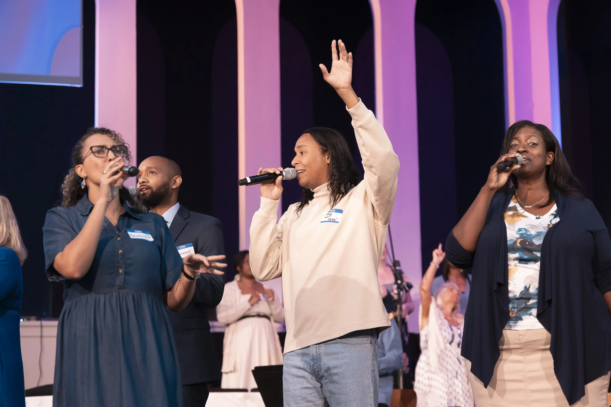 20261011 COAN SUNDAY SERVICE_EPRIDE-1959.jpg