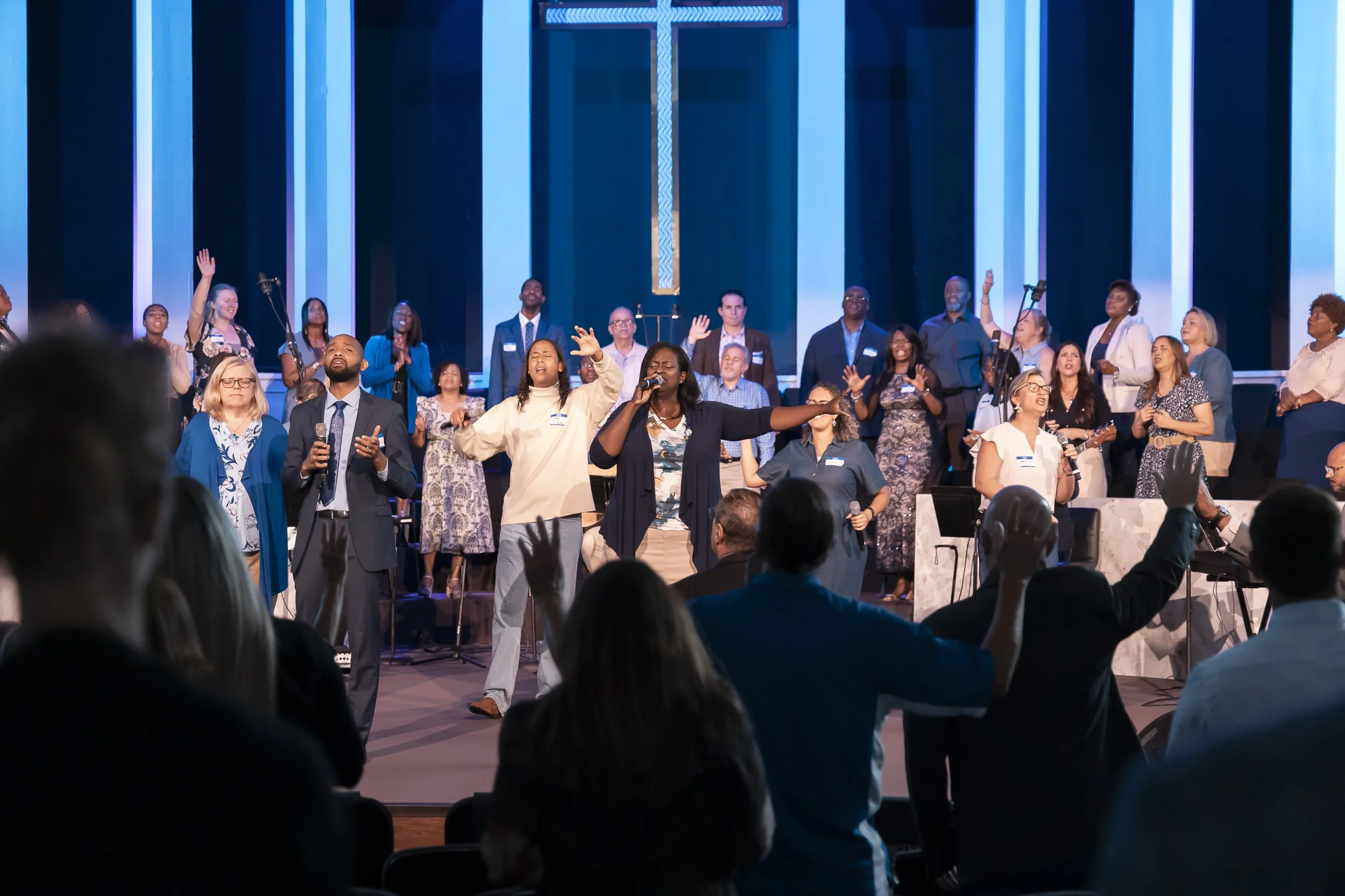 20261011 COAN SUNDAY SERVICE_EPRIDE-2034.jpg