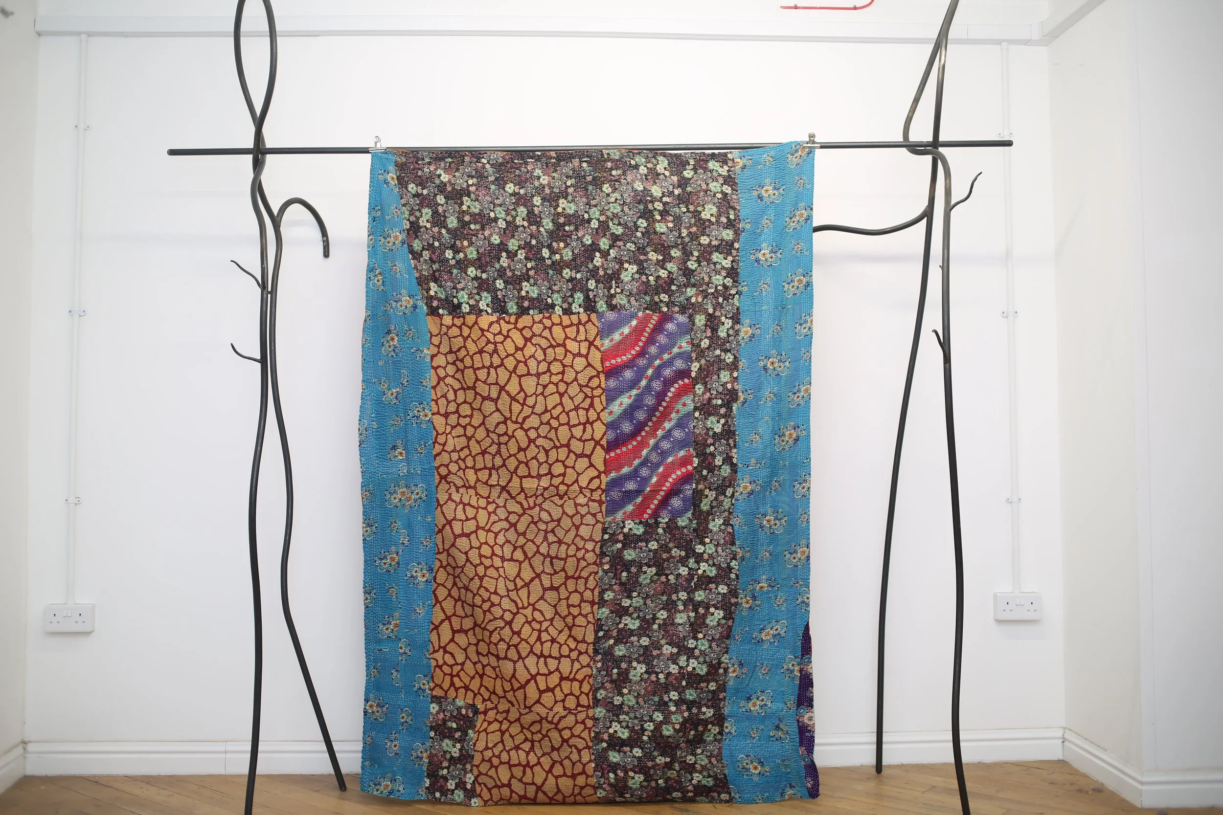 mad giraffe ralli quilt