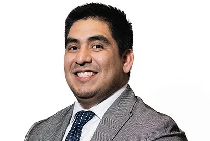 Guillermo Martinez headshot