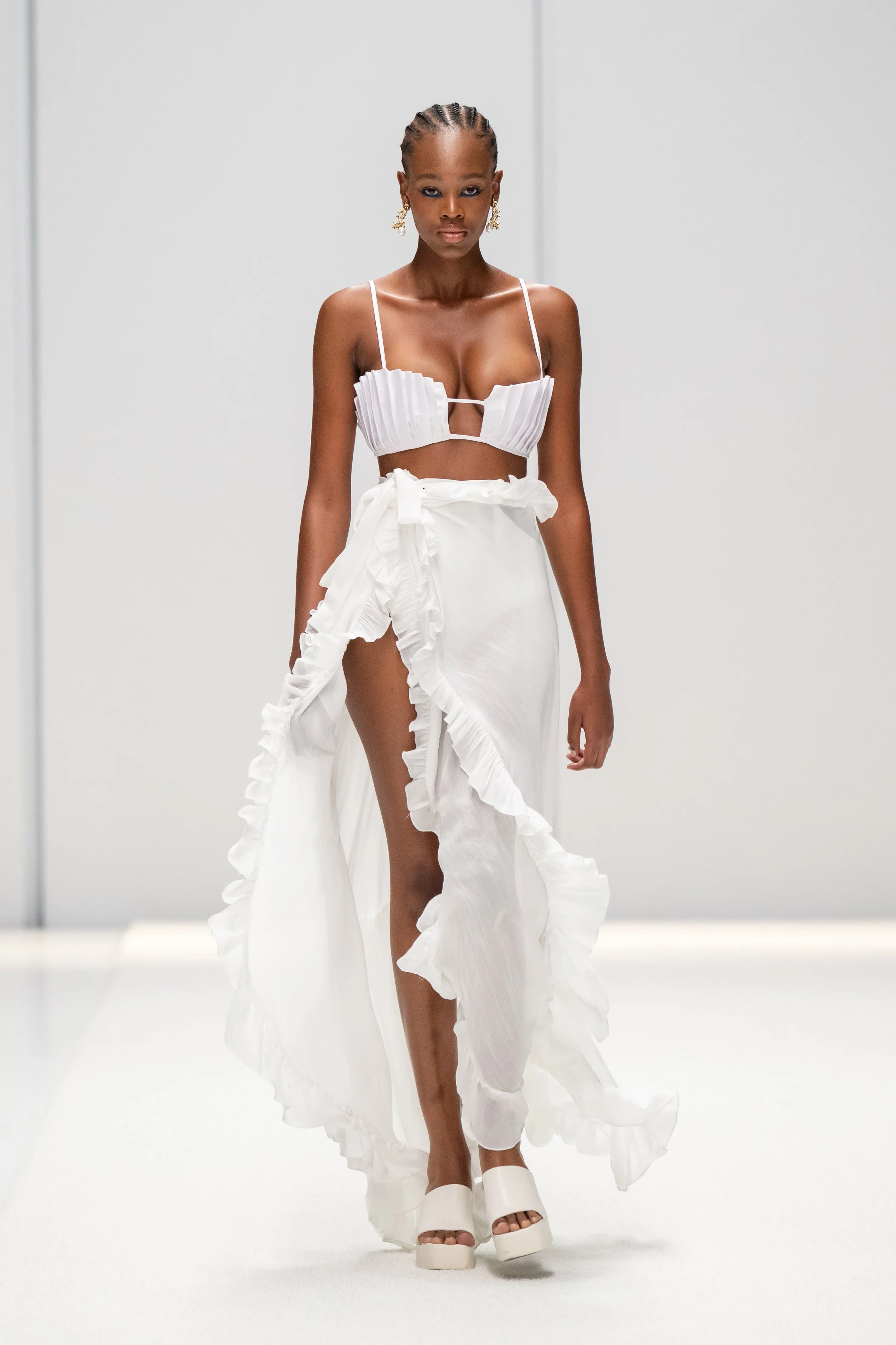 SAFW_SS24_Beachcult-3.jpg