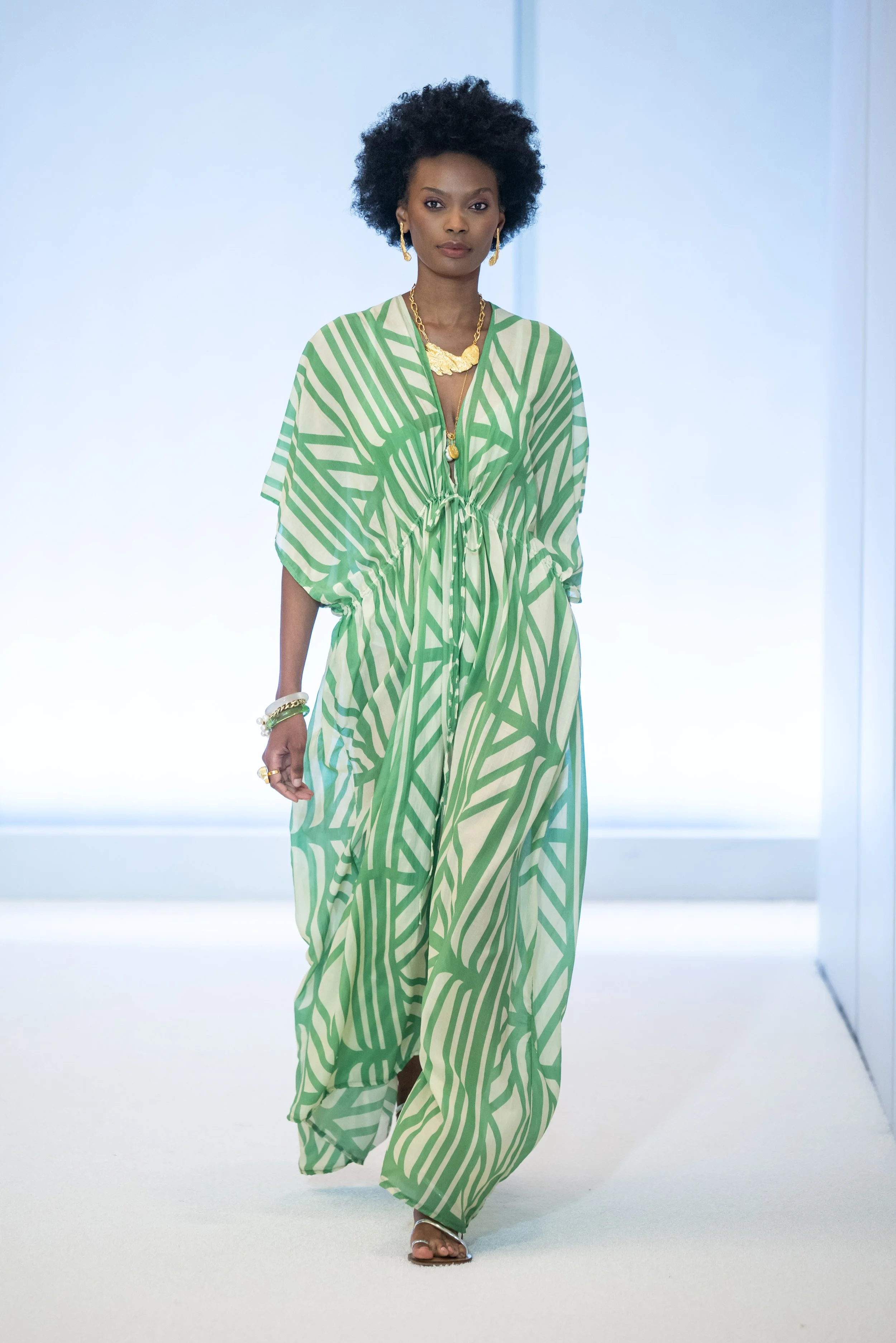 SAFW_SS25_Beachcult-9.jpg