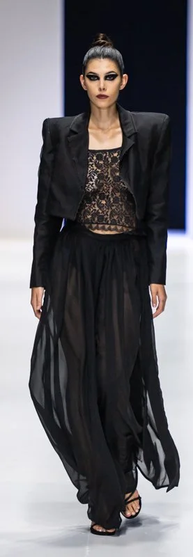 SAFWSS23_Lunar SAFW-5.jpg