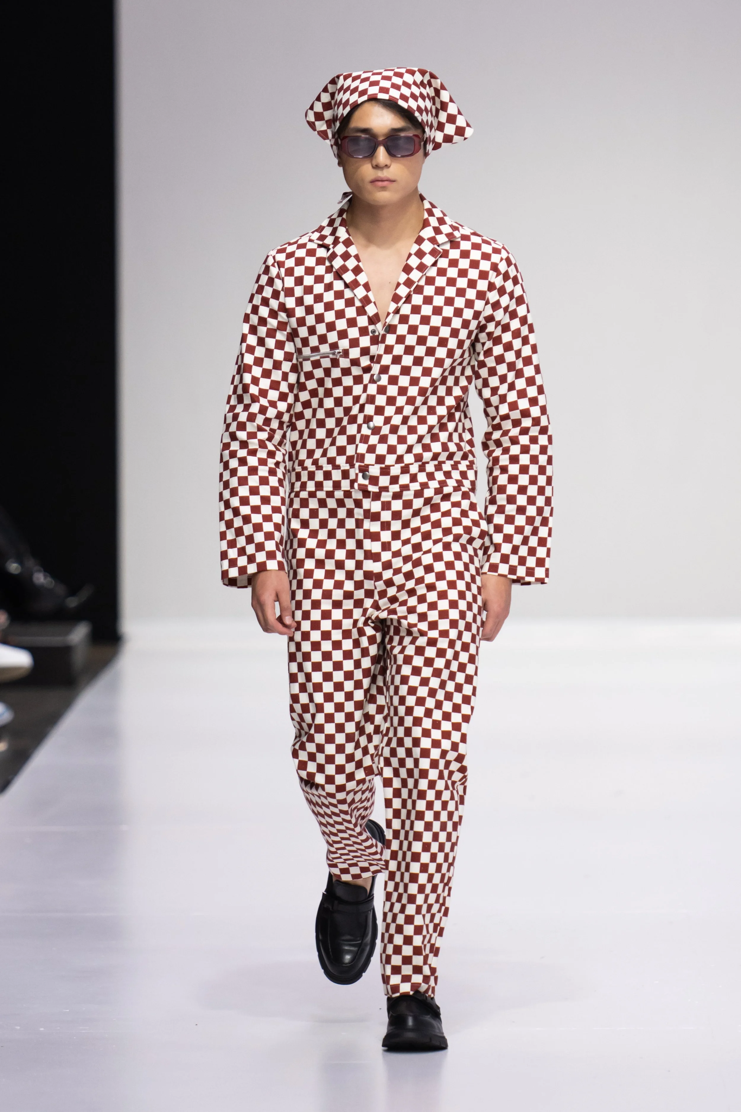 SAFW_AW24_VNTU-4.jpg