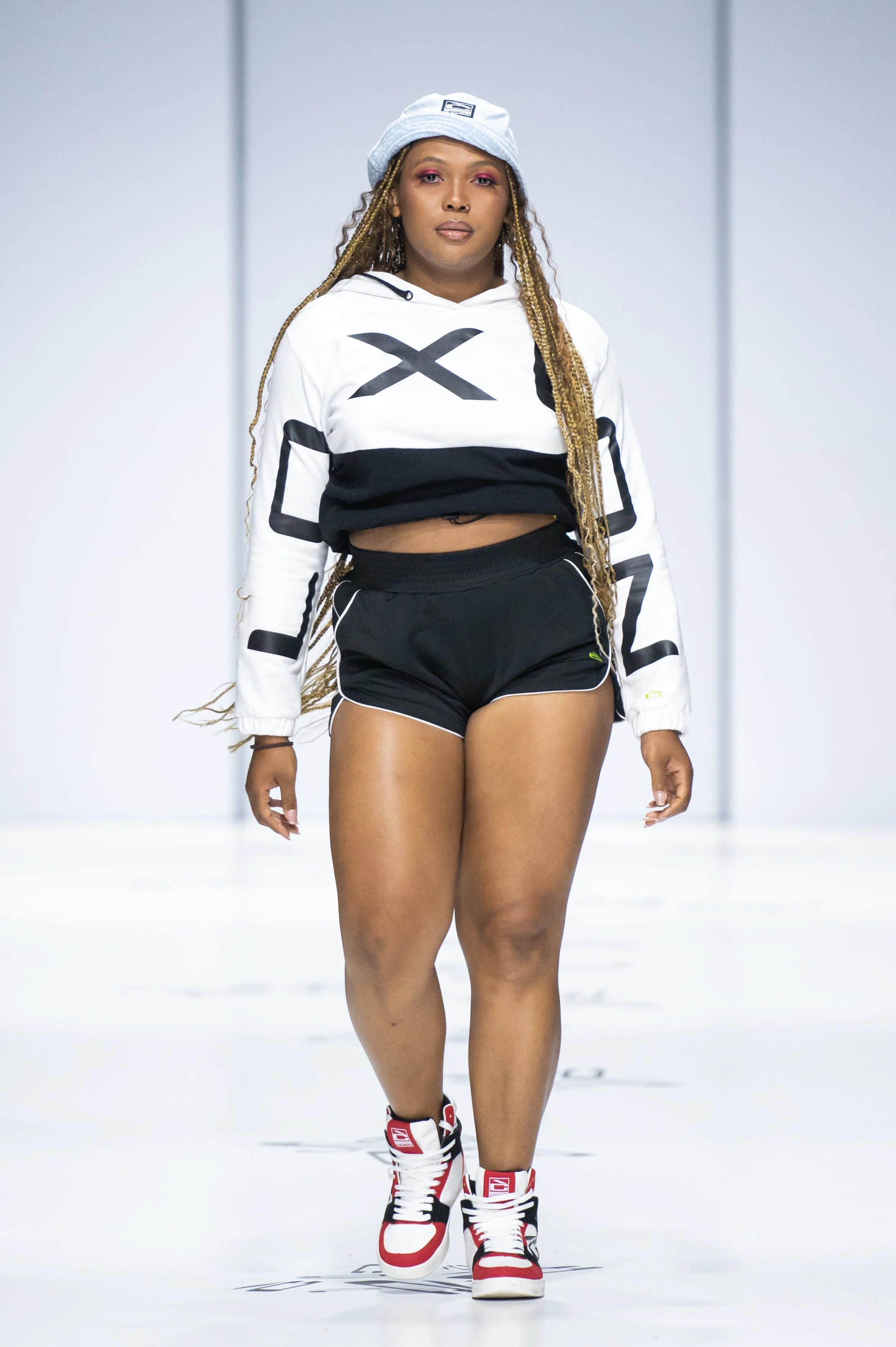 SAFW AW23 Oct22 Day 3 Luxion Kulca-9.jpg