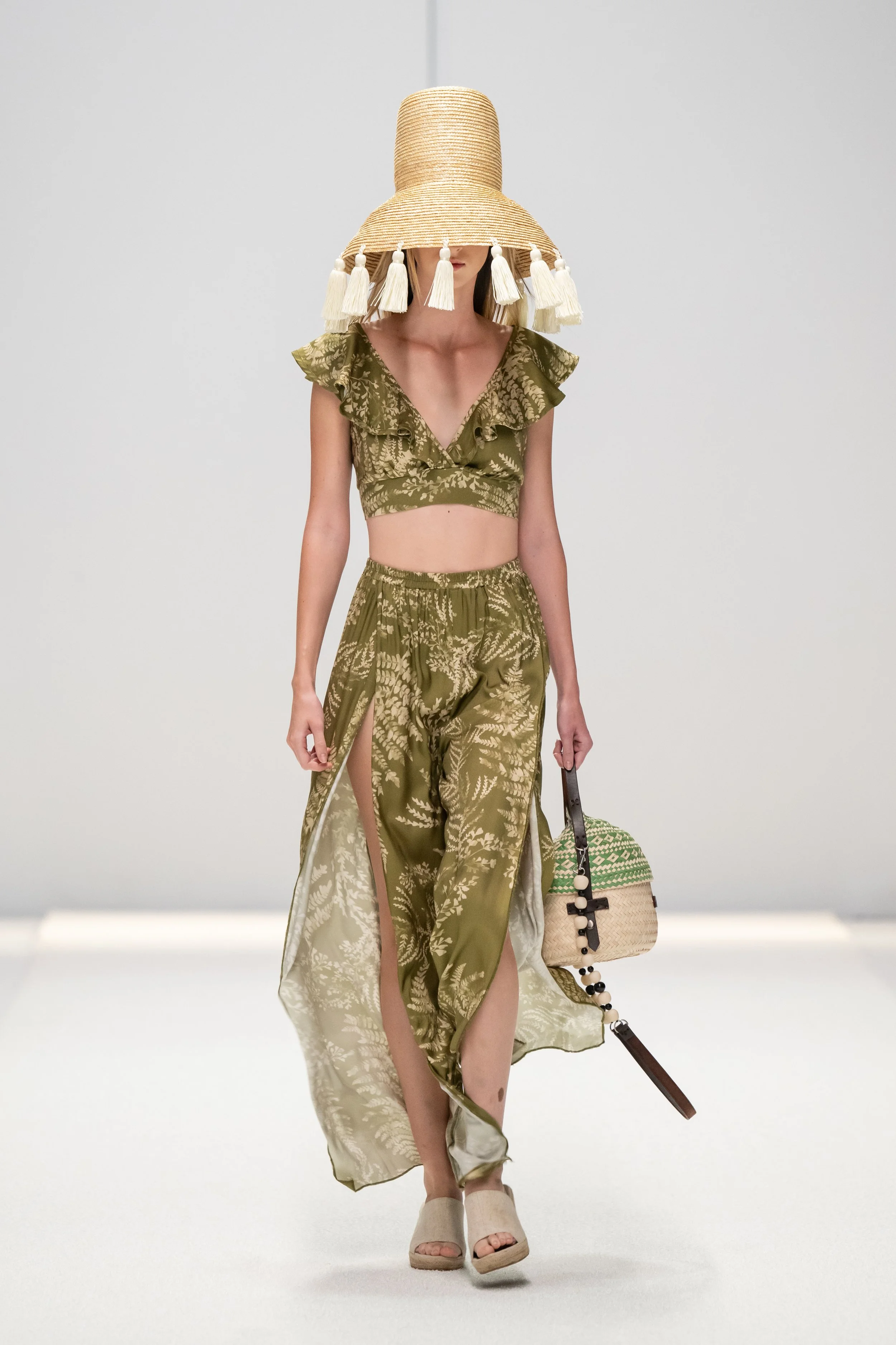 SAFW_SS24_Beachcult-9.jpg