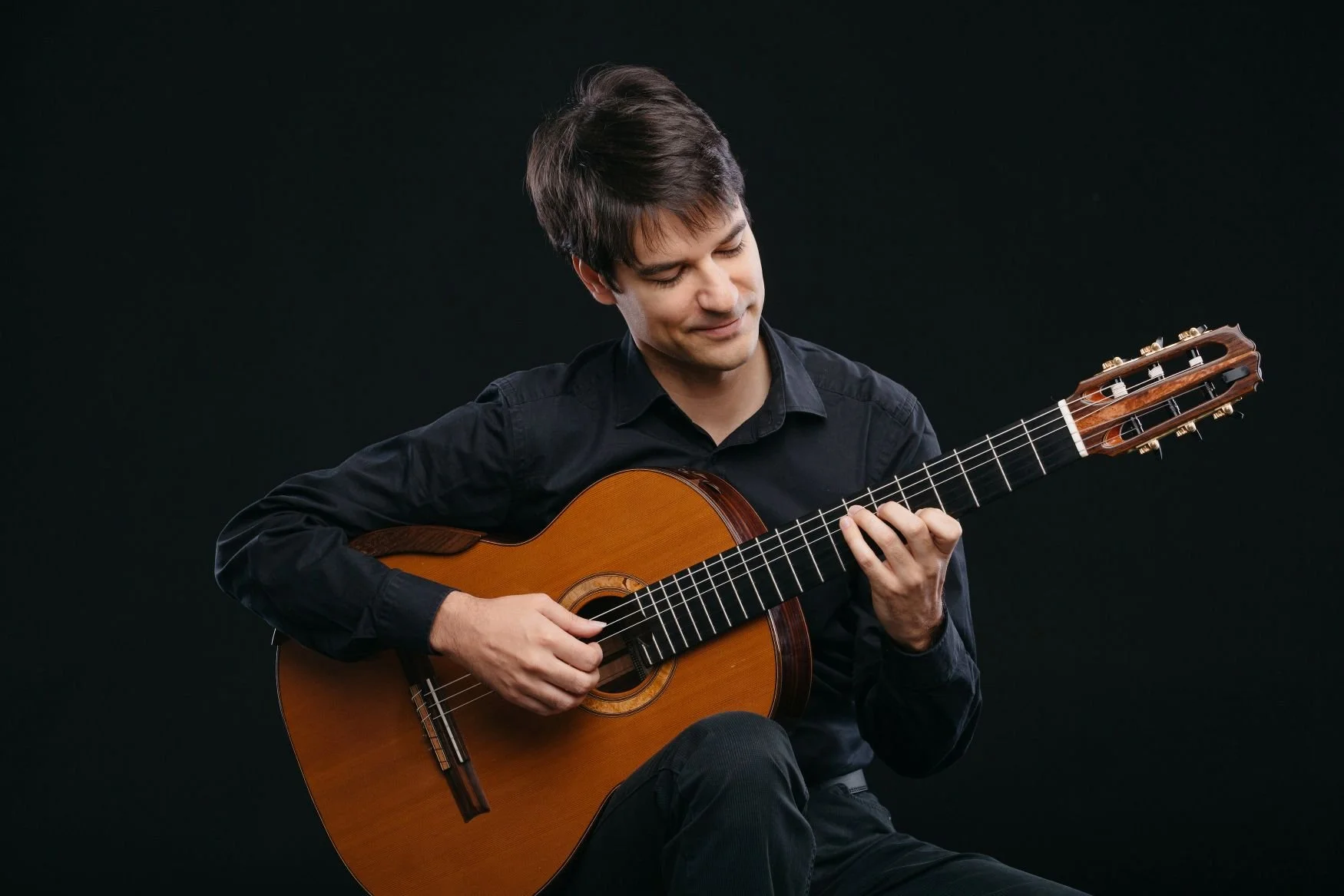 Kendőlengetős koncert a Róth Miksa Emlékházban 