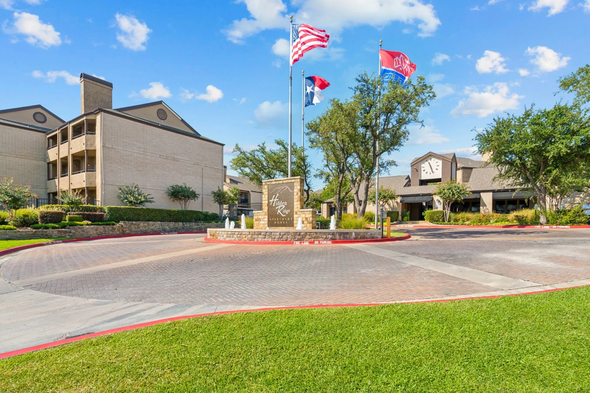 2-web-or-mls-1290 Hidden Ridge-2.jpg