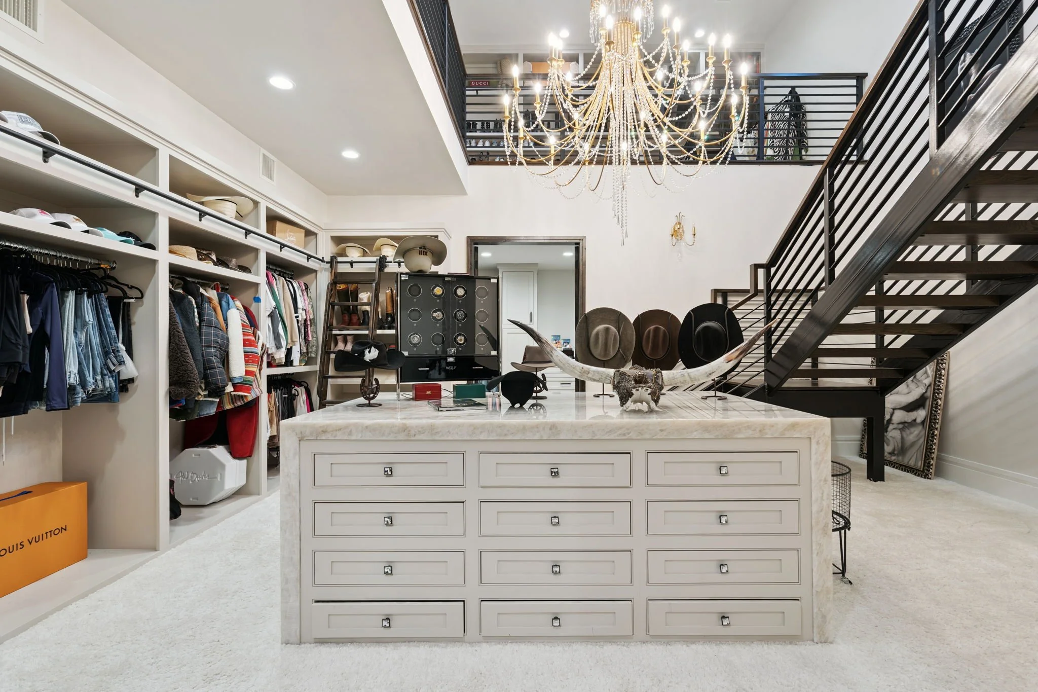 30-web-or-mls-5950 Western Star Dr 30.jpg