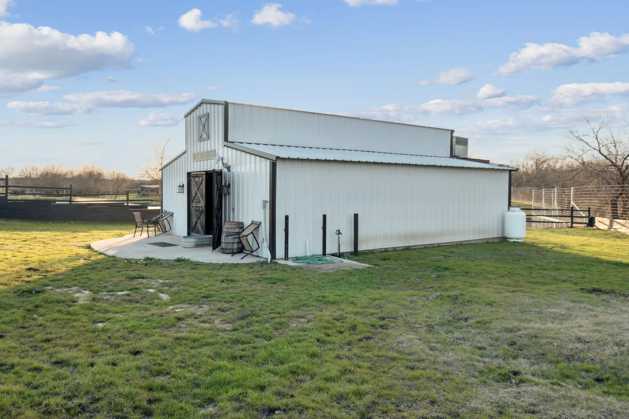 66-web-or-mls-5950 Western Star Dr 66.jpg