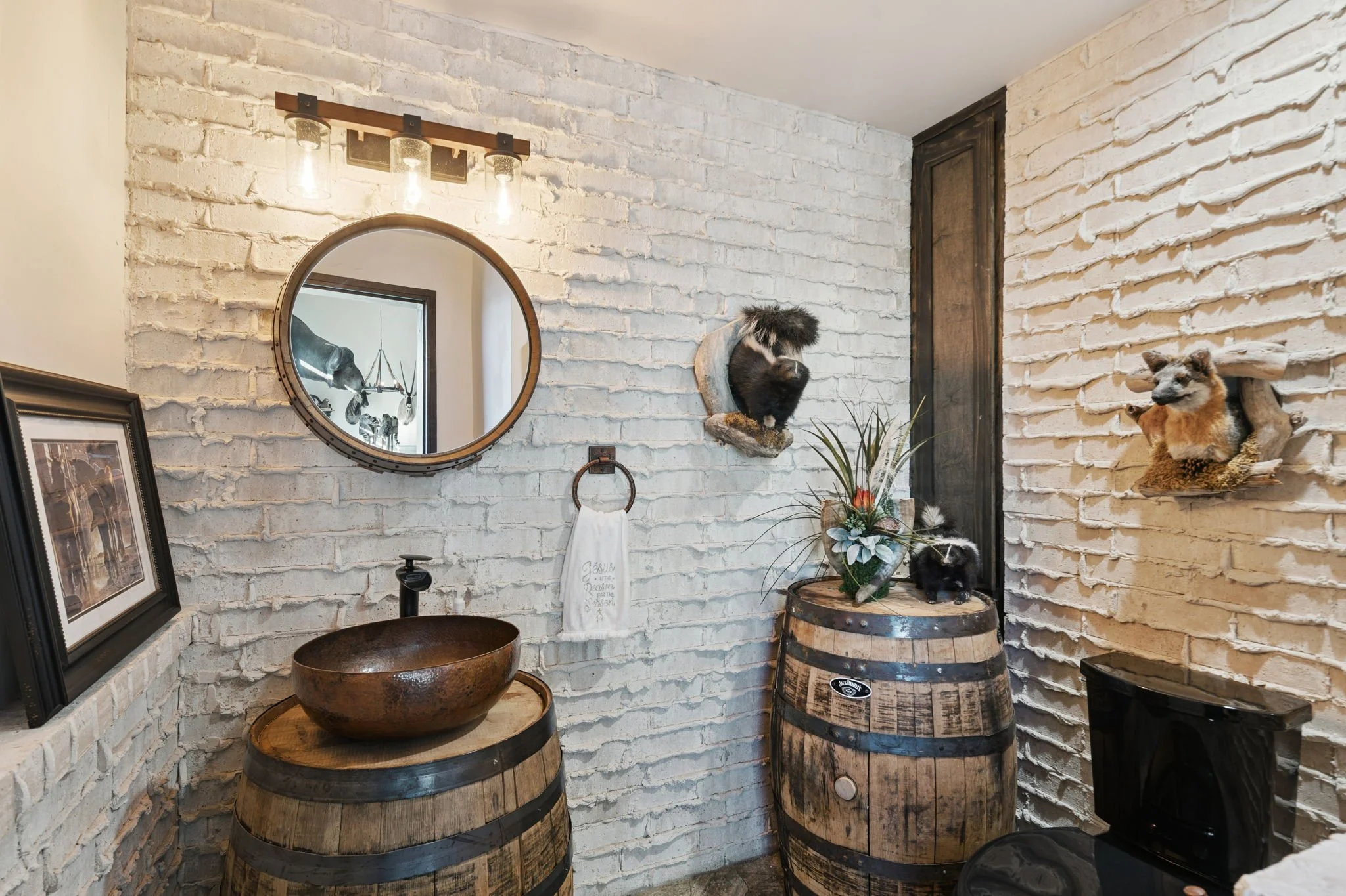 51-web-or-mls-5950 Western Star Dr 51.jpg