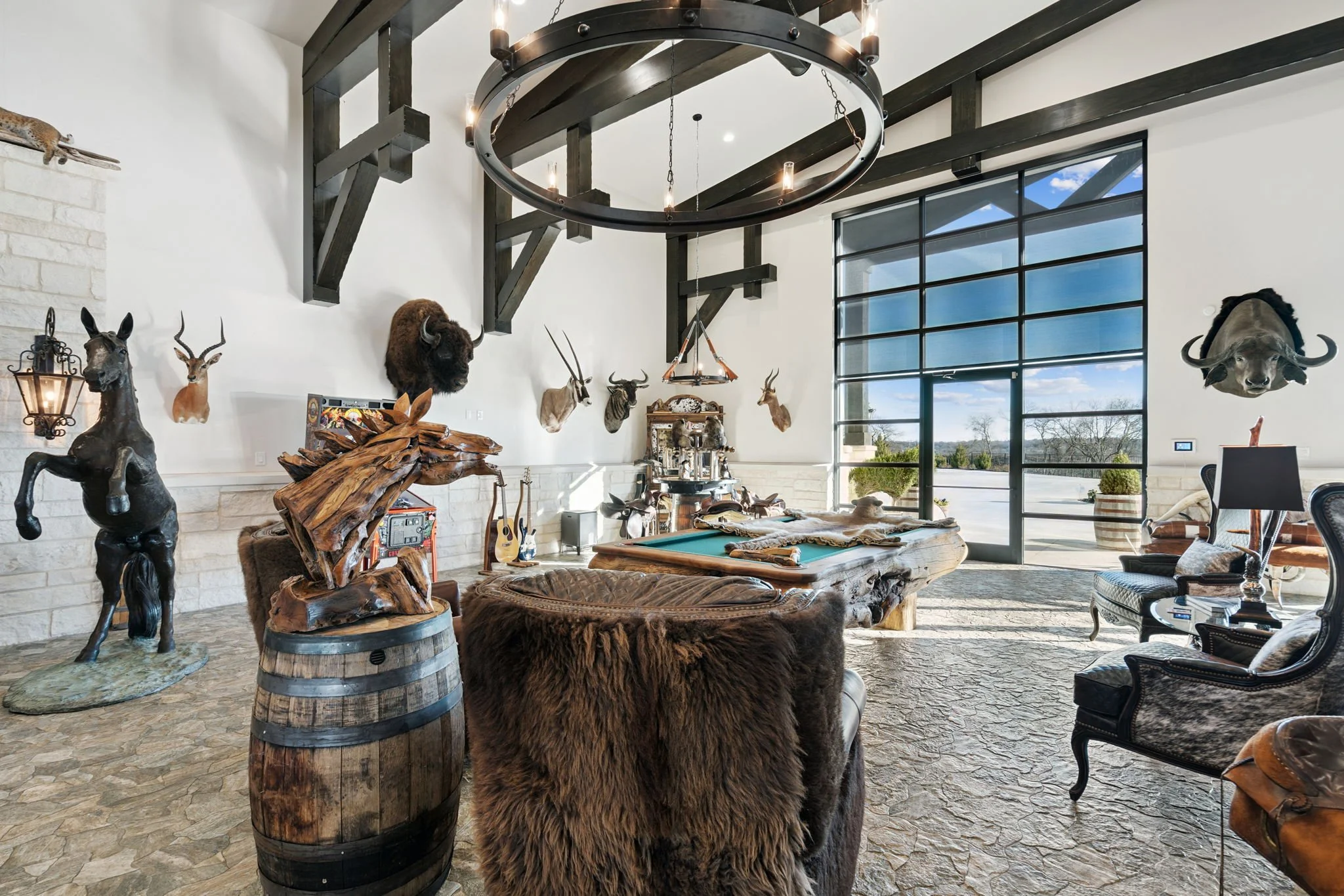 7-web-or-mls-5950 Western Star Dr 07.jpg